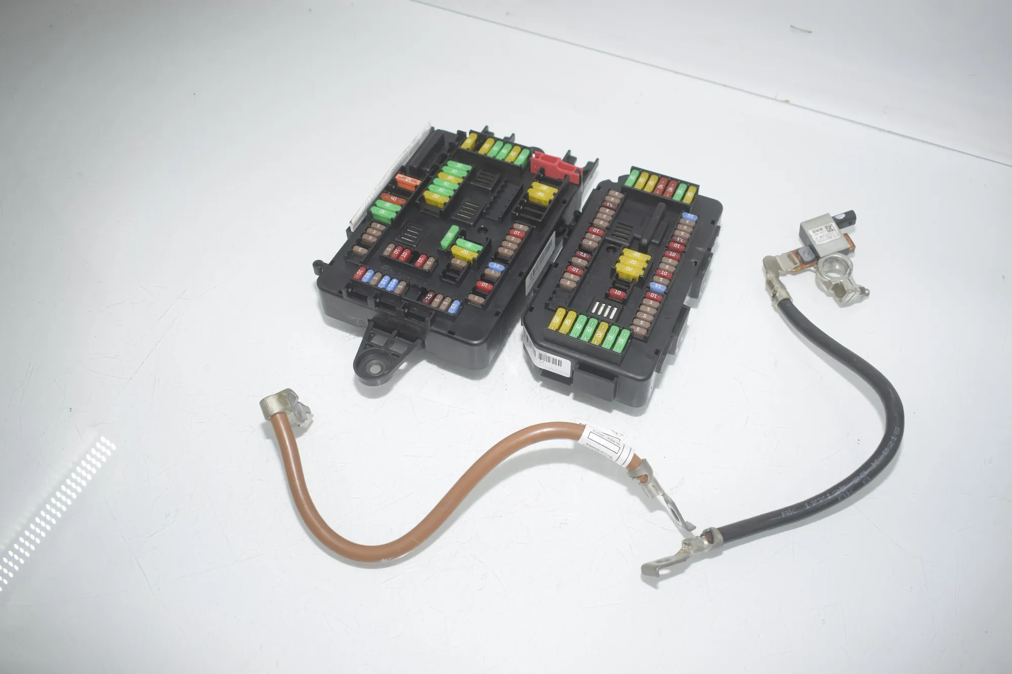 Fuse Box – OEM 6819651 · BMW X5 (F15, F85) M 2018 – 2