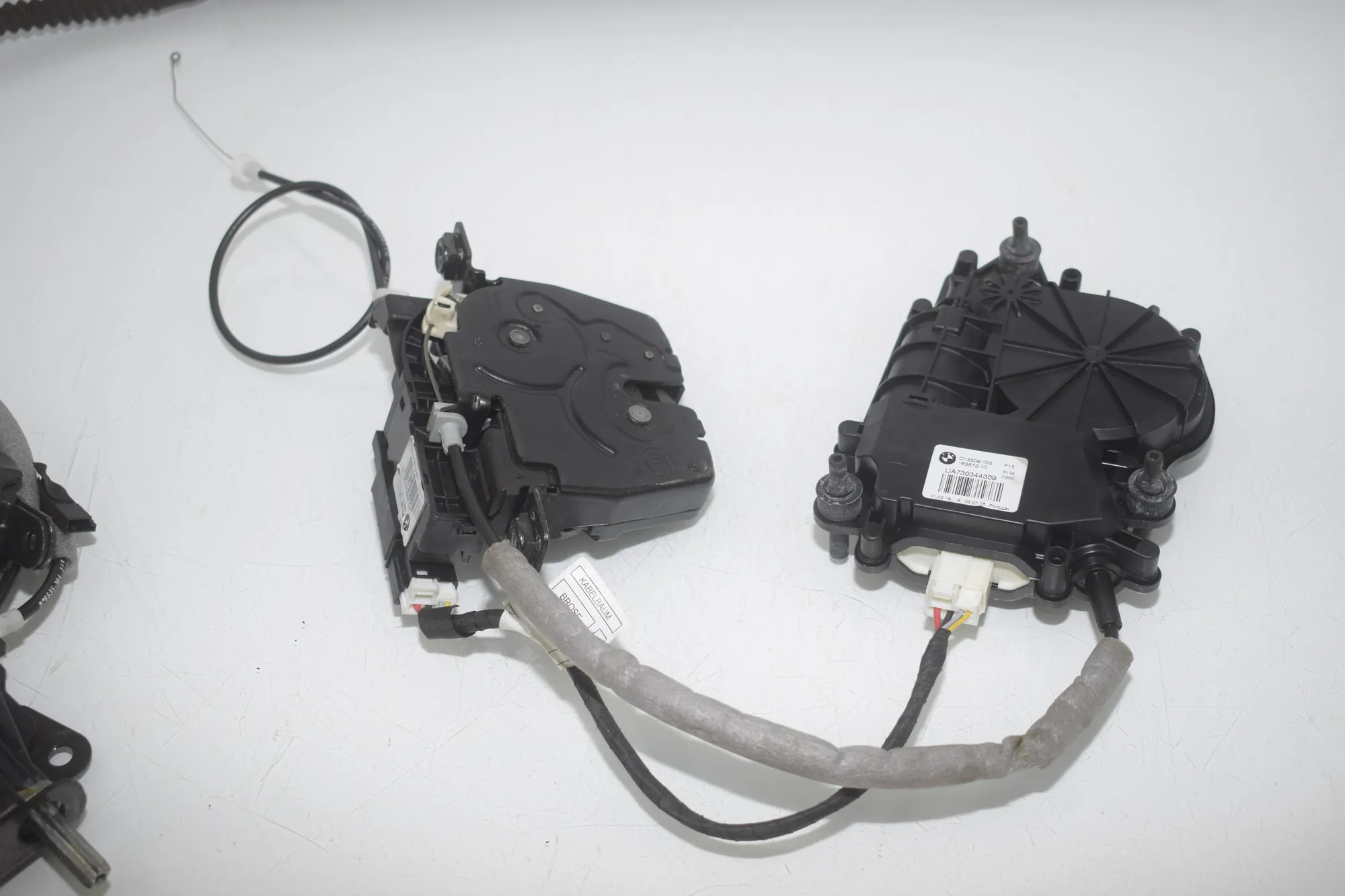 Electric Tailgate Opening Kit – OEM 8739659 · BMW X5 (F15, F85) M 2018 – 15