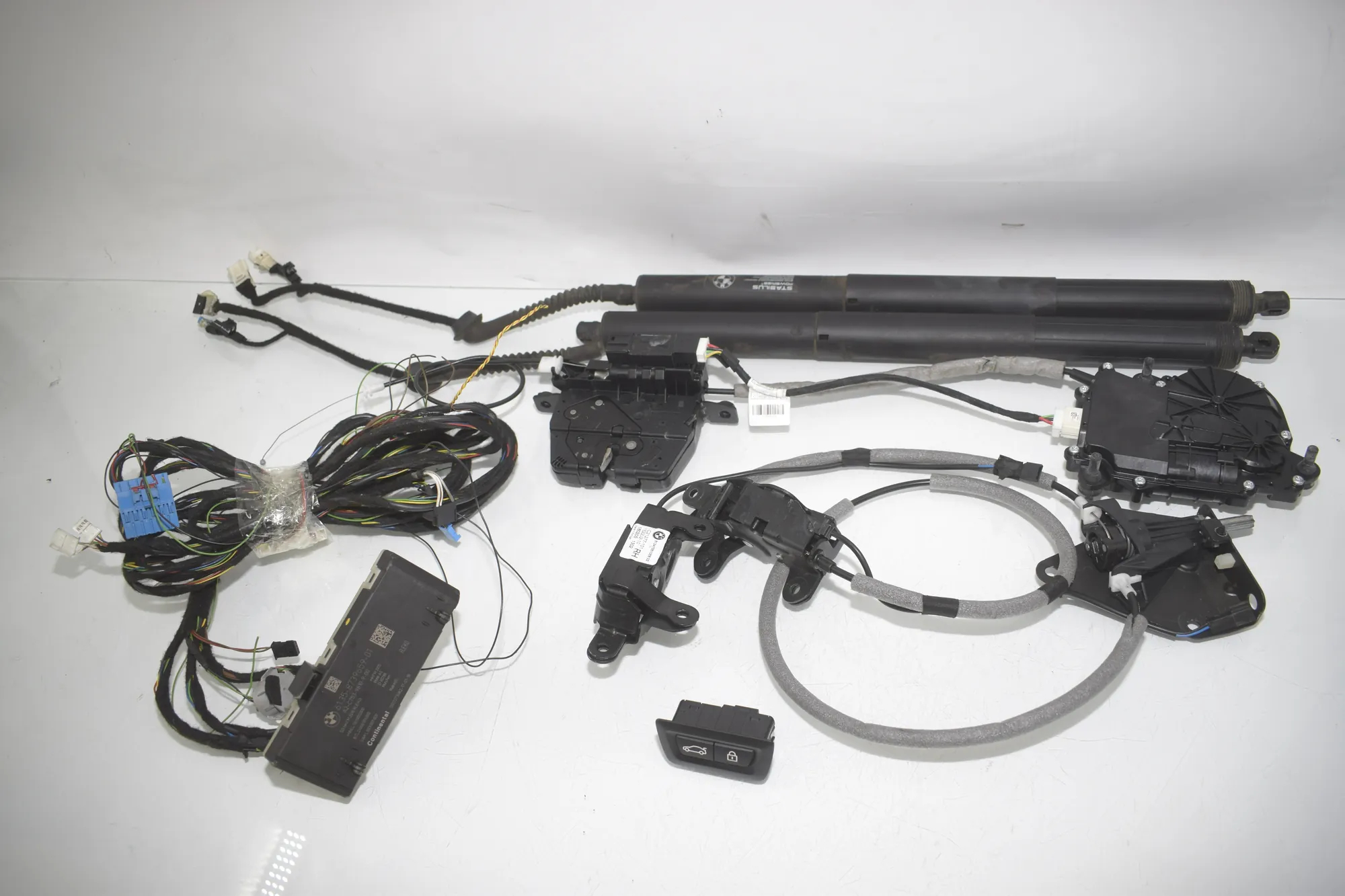 Electric Tailgate Opening Kit – OEM 8739659 · BMW X5 (F15, F85) M 2018 – 2