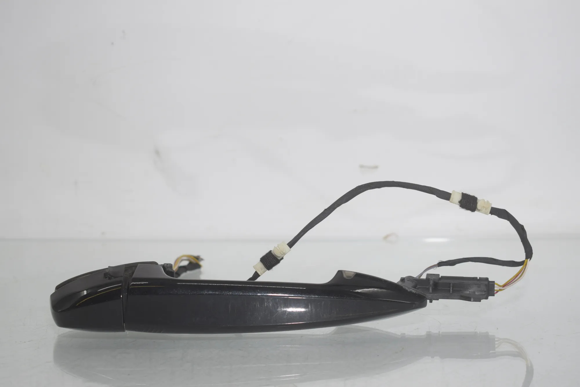 Front Left Door Exterior Handle – OEM 7433843 · BMW X5 (F15, F85) M 2018 – 2