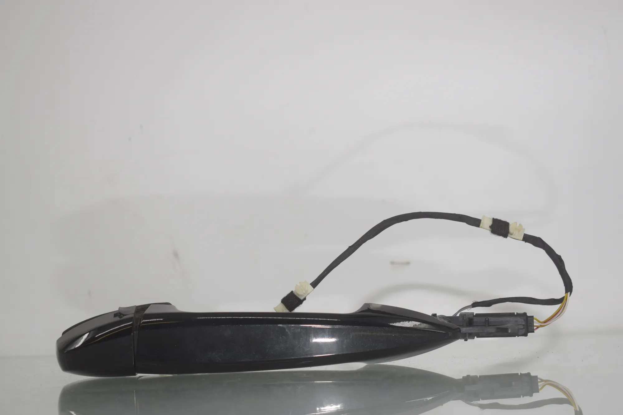 Front Left Door Exterior Handle – OEM 7433843 · BMW X5 (F15, F85) M 2018 – 3