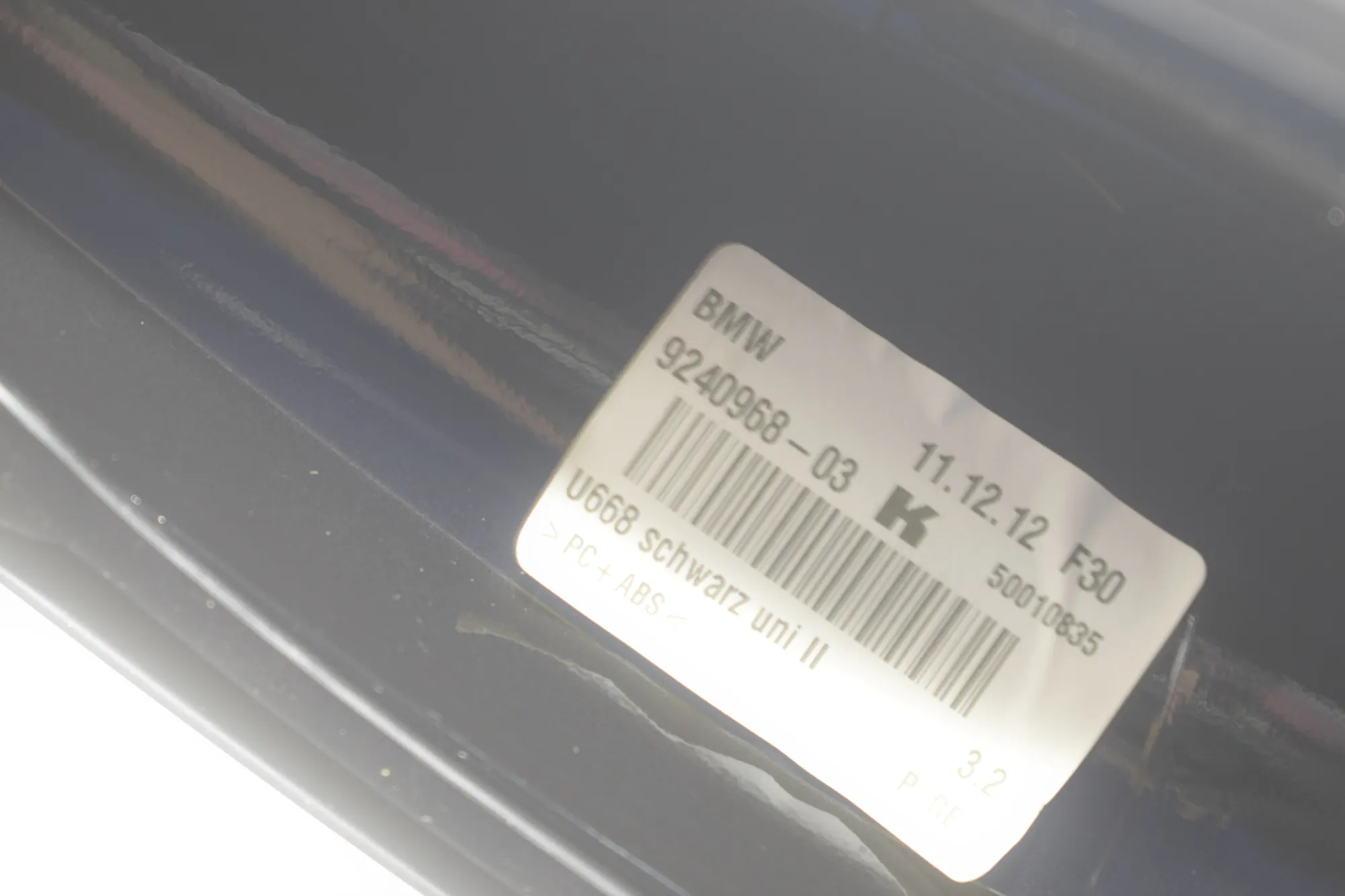 Antenna Trim – OEM 9240968 · BMW 3 (F30, F80) 320 i 2012 – 4