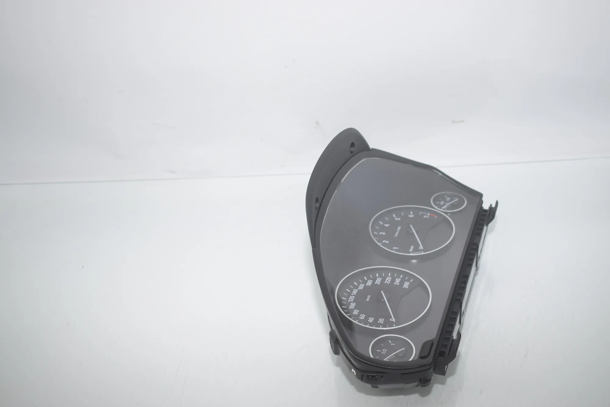 Instrument Cluster Speedometer – OEM 9295846 · BMW 3 (F30, F80) 320 i 2012 – 4