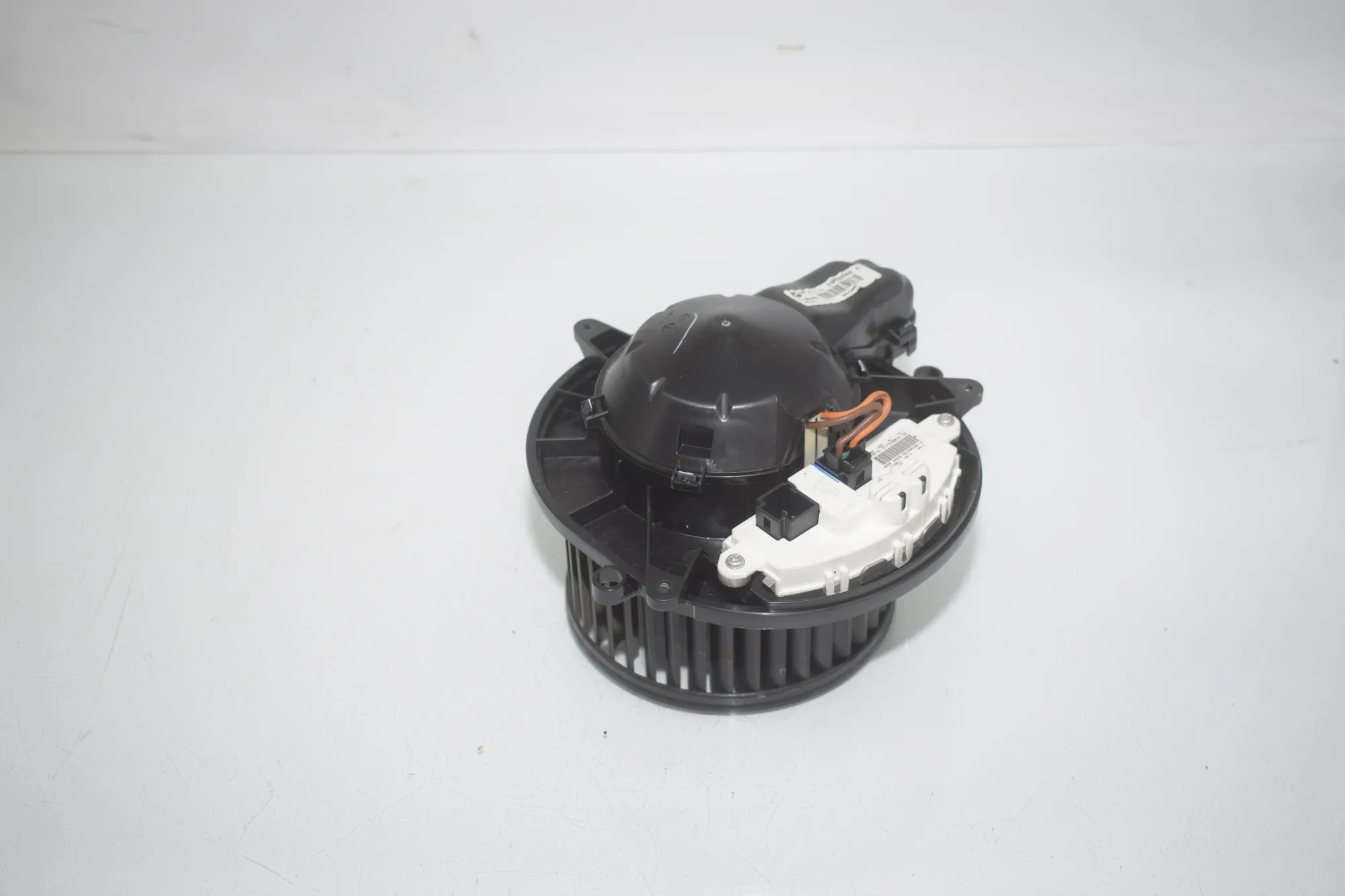 Heater Blower Fan – OEM 903542 · BMW 3 (F30, F80) 320 i 2012 – 2