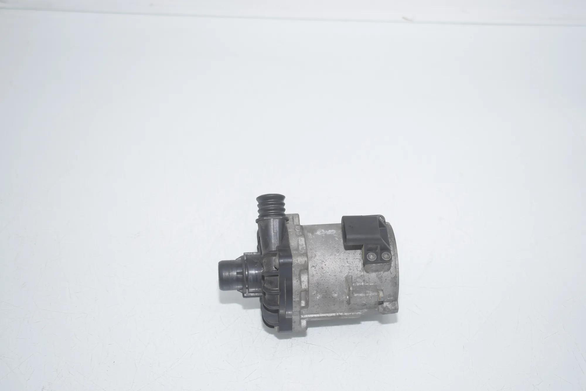 Auxiliary Water Pump – OEM 7850113 · BMW X5 (F15, F85) M 2018 – 3