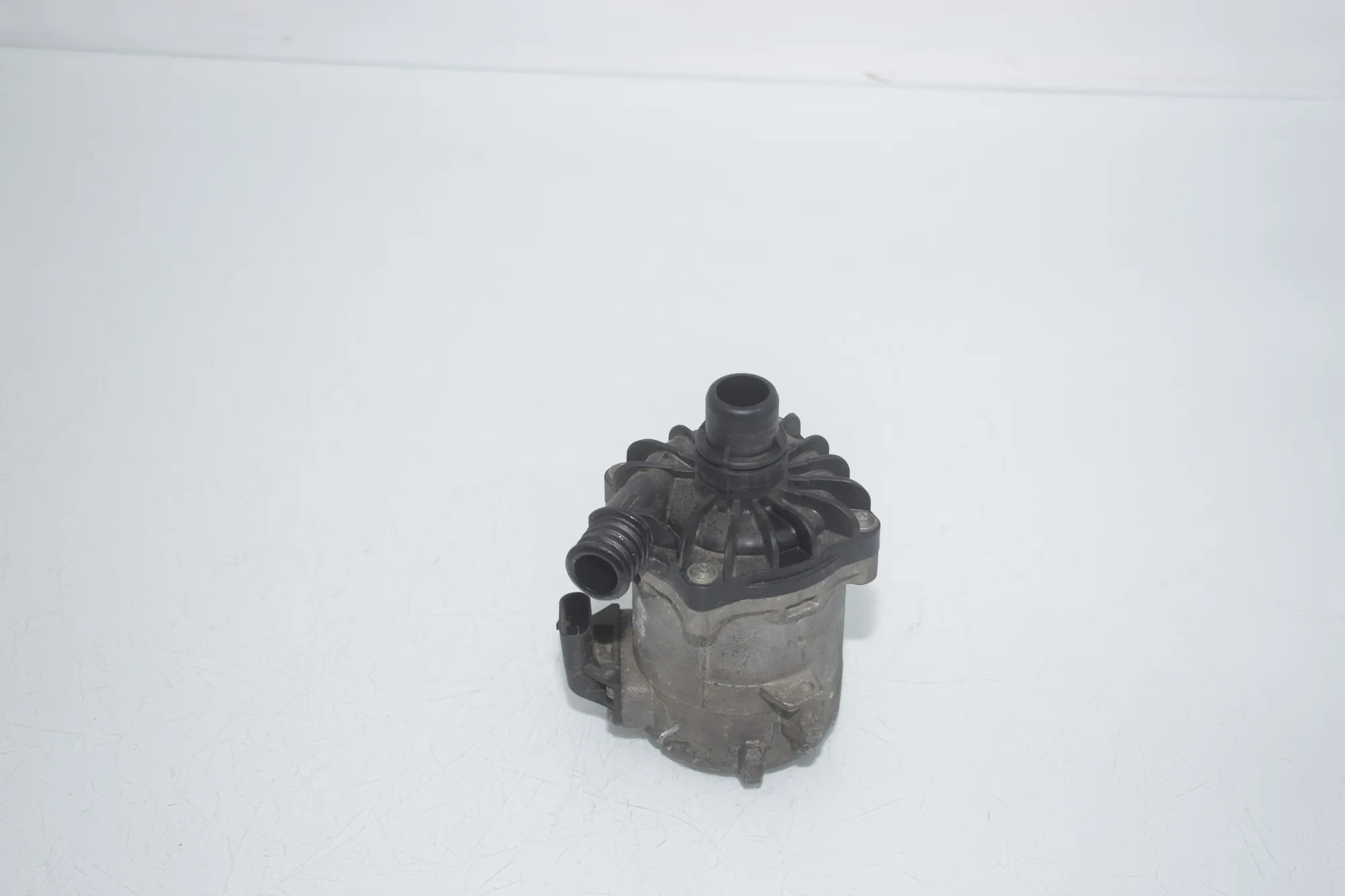 Auxiliary Water Pump – OEM 7850113 · BMW X5 (F15, F85) M 2018 – 2