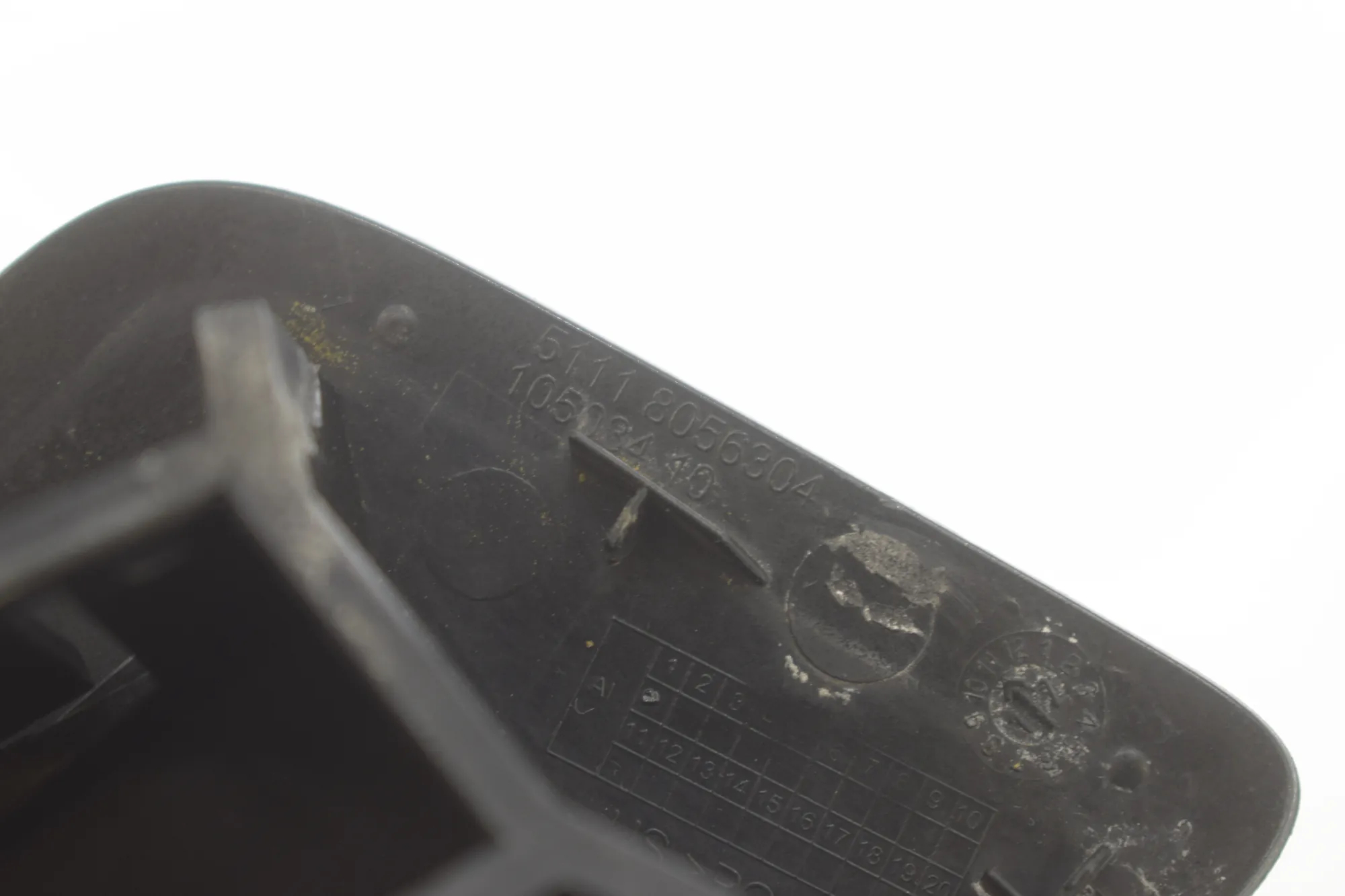 Right Side Headlight Washer Cover Cap – OEM 8056304 · BMW X5 (F15, F85) M 2018 – 5