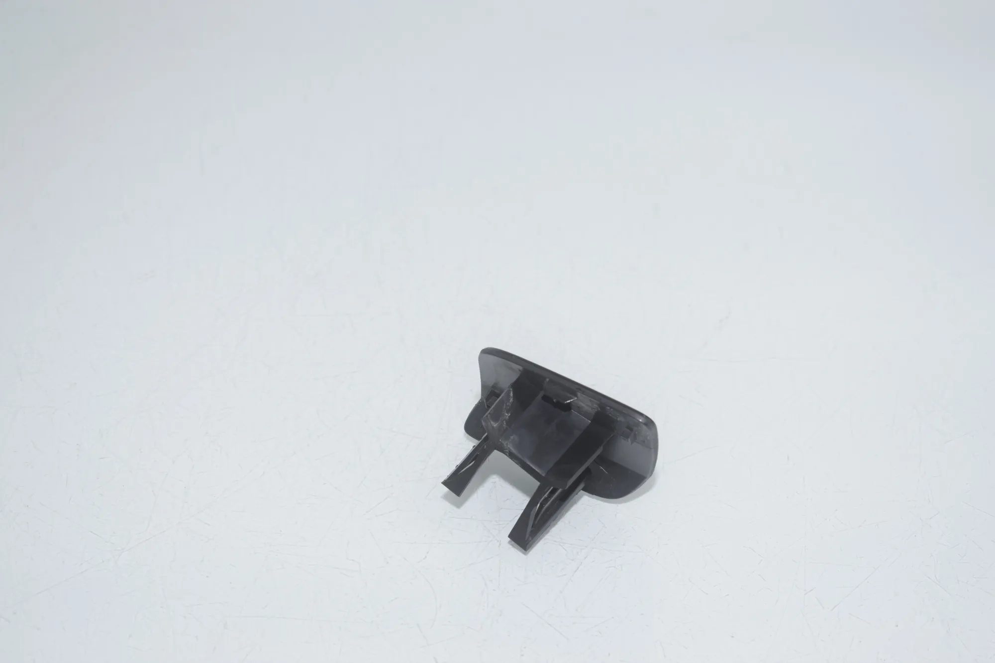 Right Side Headlight Washer Cover Cap – OEM 8056304 · BMW X5 (F15, F85) M 2018 – 4
