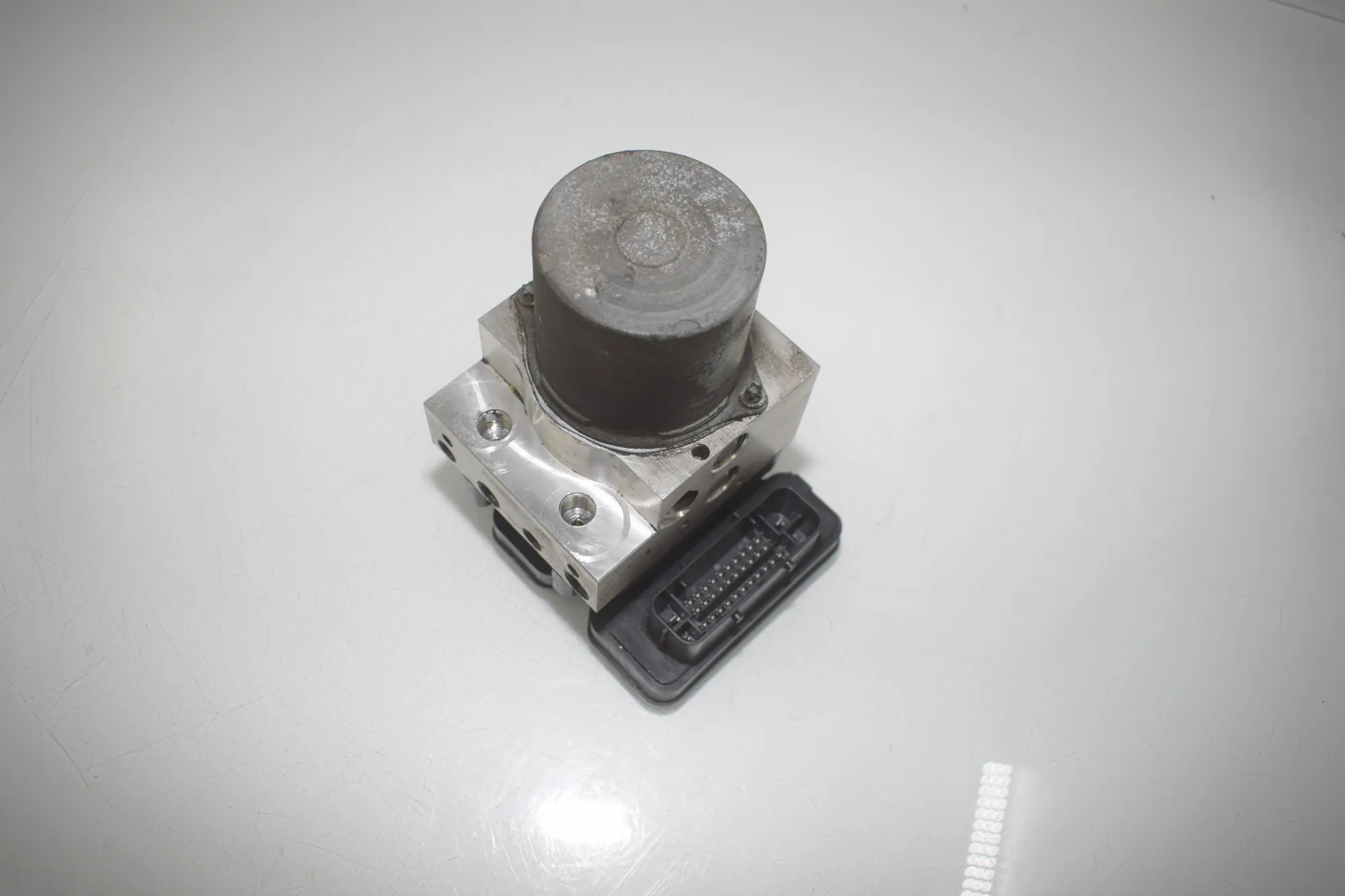 ABS Pump – OEM 6884733 · BMW X5 (F15, F85) M 2018 – 2