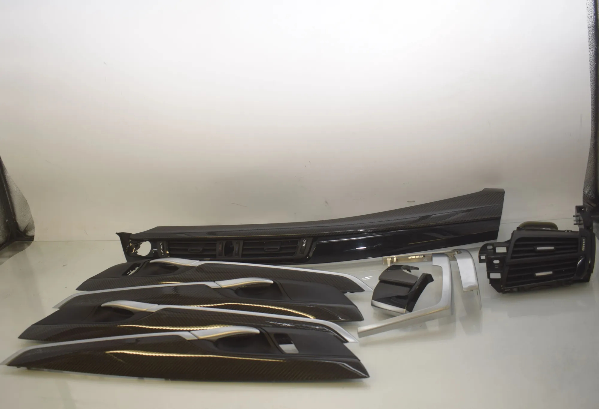 Interior Trim Strips Kit – OEM 5187810 · BMW X5 (F15, F85) M 2018 – 12