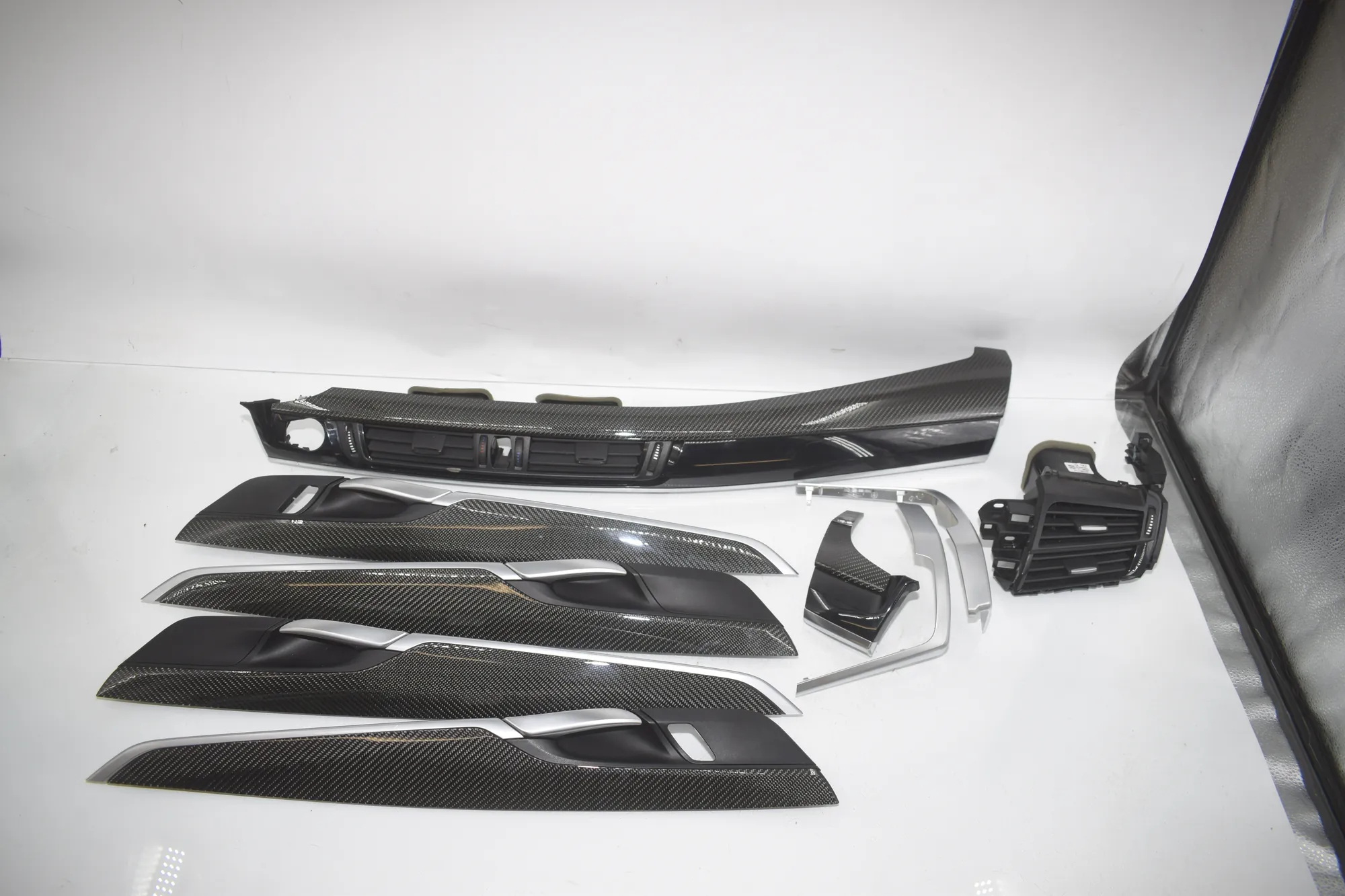 Interior Trim Strips Kit – OEM 5187810 · BMW X5 (F15, F85) M 2018 – 2