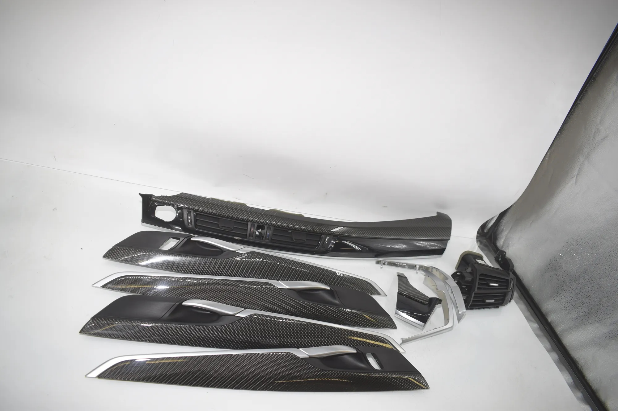 Interior Trim Strips Kit – OEM 5187810 · BMW X5 (F15, F85) M 2018 – 3