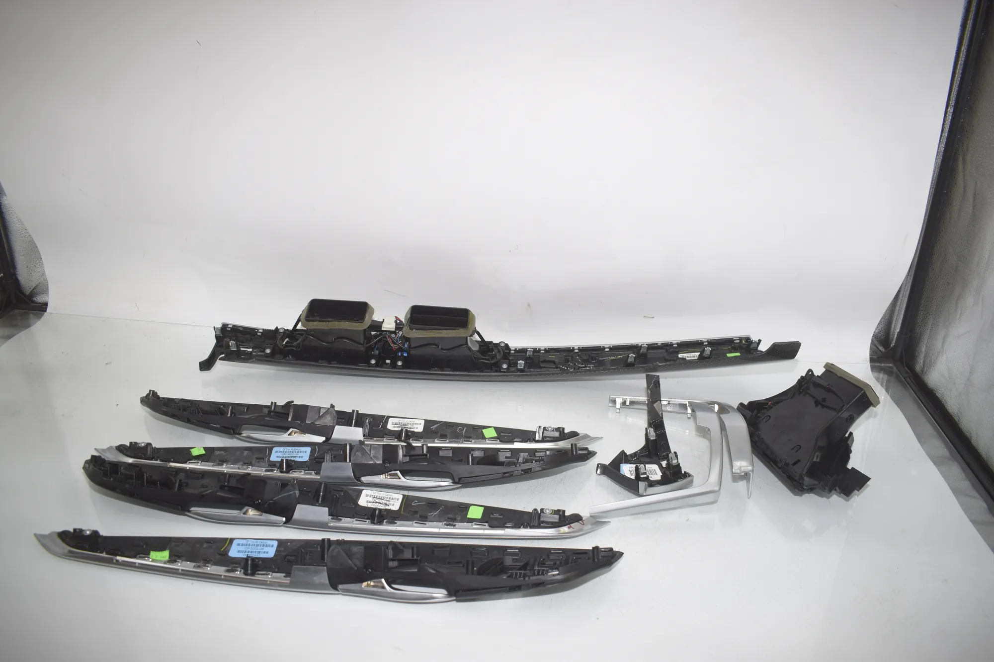 Interior Trim Strips Kit – OEM 5187810 · BMW X5 (F15, F85) M 2018 – 4