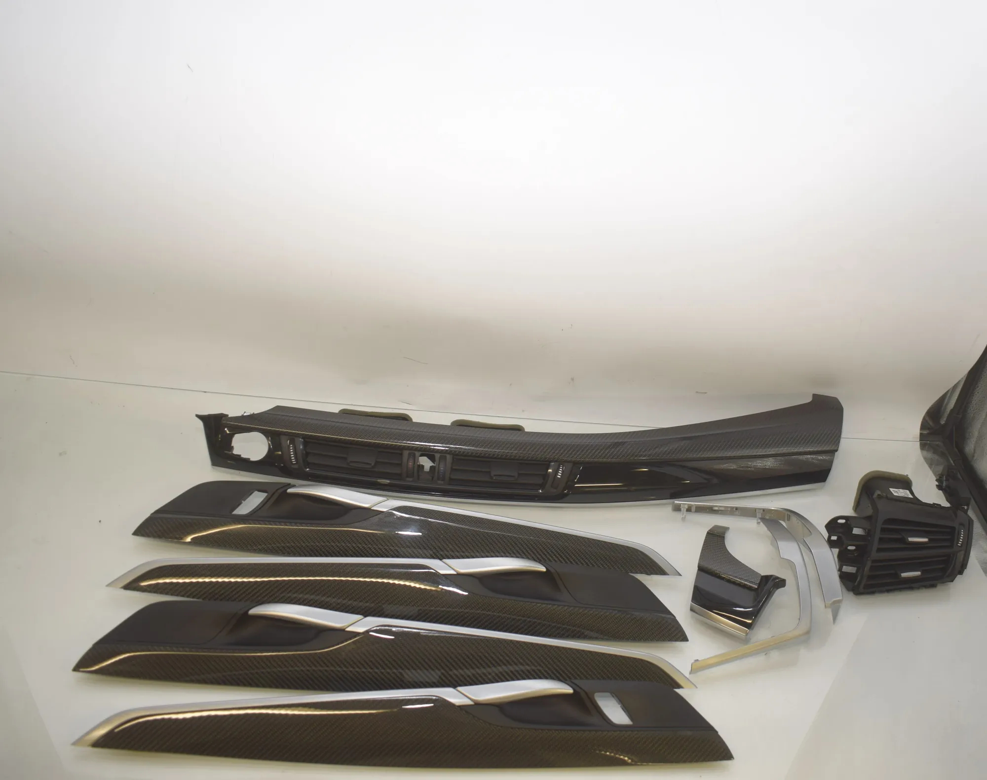 Interior Trim Strips Kit – OEM 5187810 · BMW X5 (F15, F85) M 2018 – 13