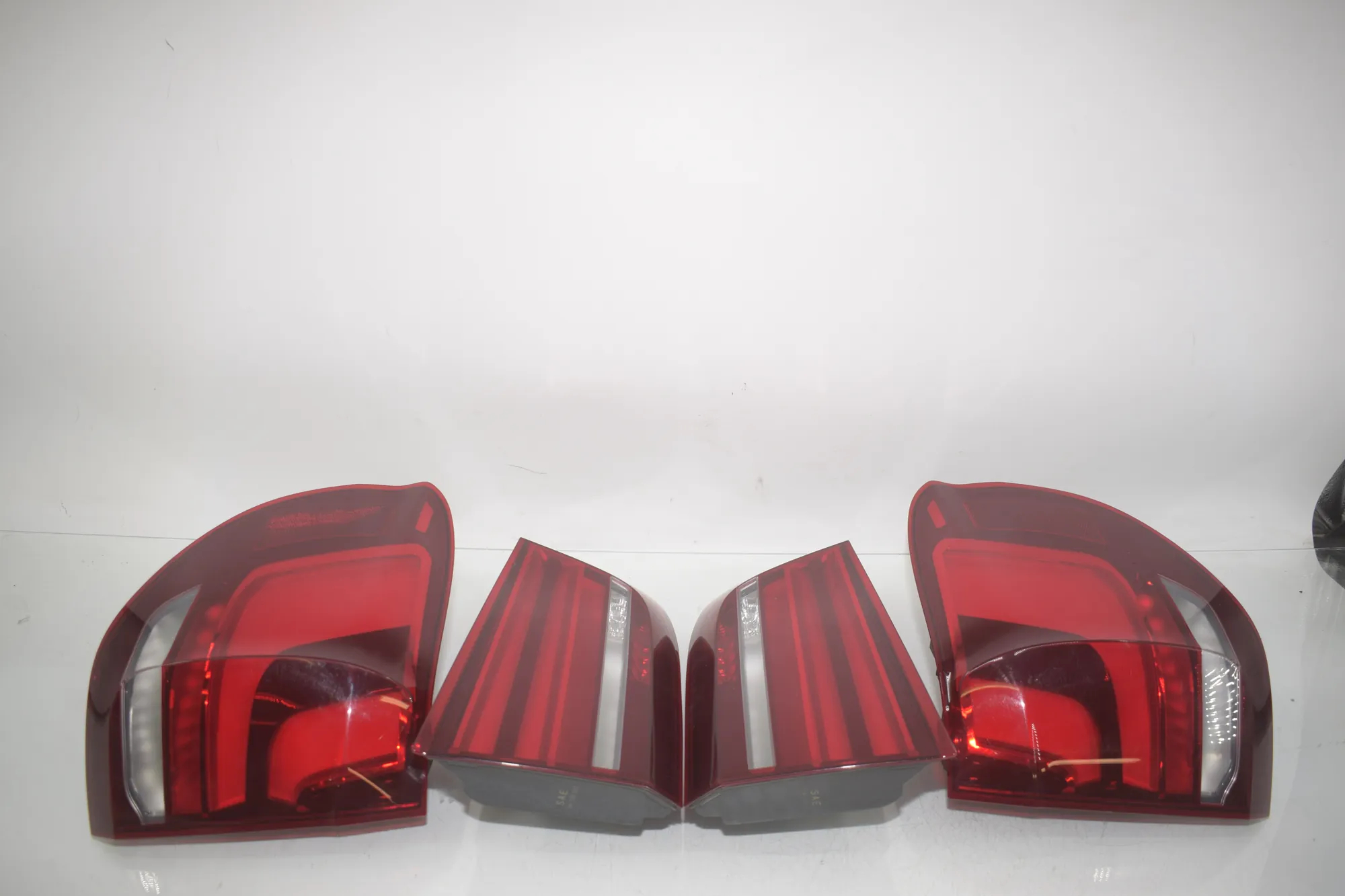 Rear Tail Light Set – OEM 7290103 · BMW X5 (F15, F85) M 2018 – 6
