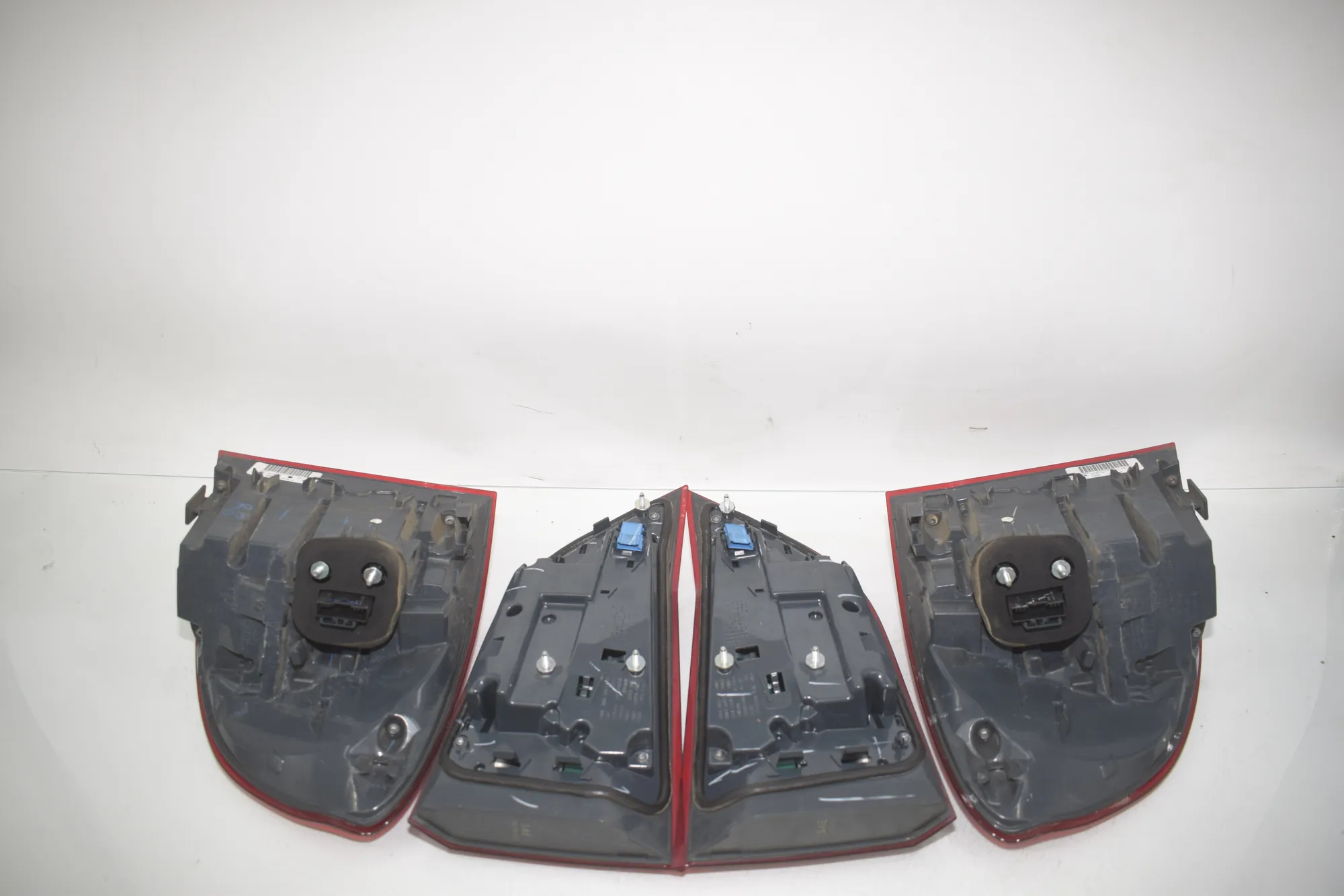 Rear Tail Light Set – OEM 7290103 · BMW X5 (F15, F85) M 2018 – 8