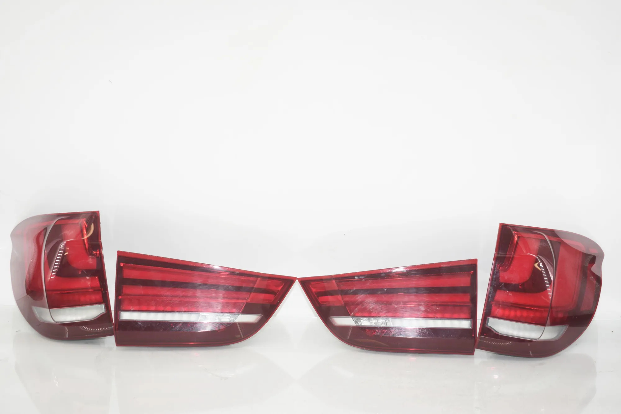 Rear Tail Light Set – OEM 7290103 · BMW X5 (F15, F85) M 2018