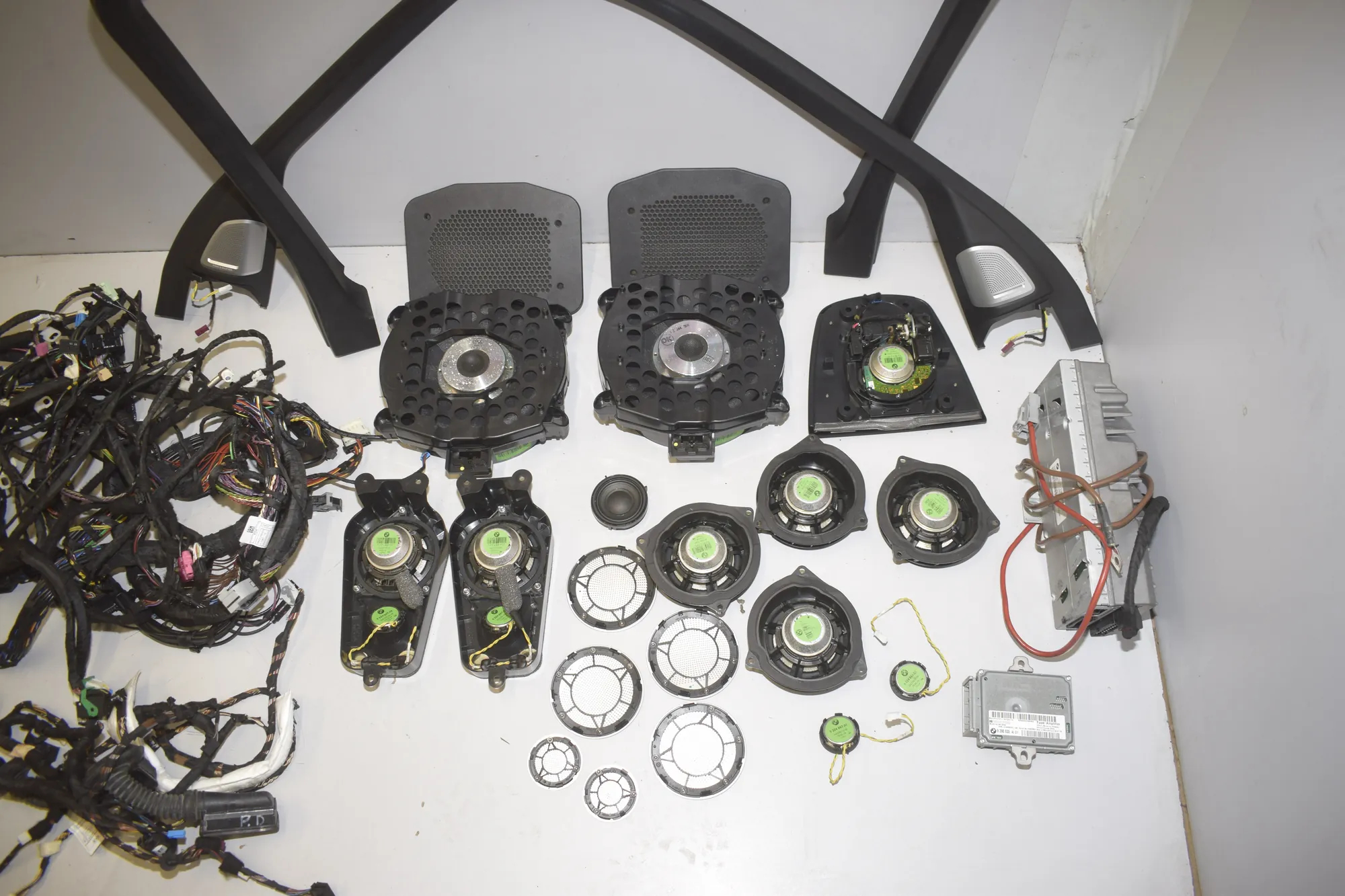Sound Audio System Set – OEM 9224869 · BMW X5 (F15, F85) M 2018 – 8