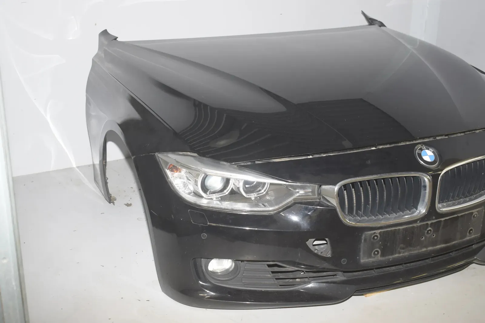 Front – OEM 8672104 · BMW 3 (F30, F80) 320 i 2012 – 11