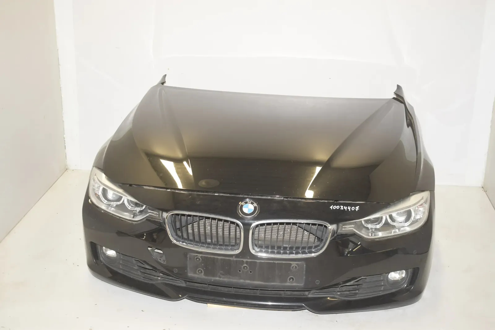 Front – OEM 8672104 · BMW 3 (F30, F80) 320 i 2012 – 2