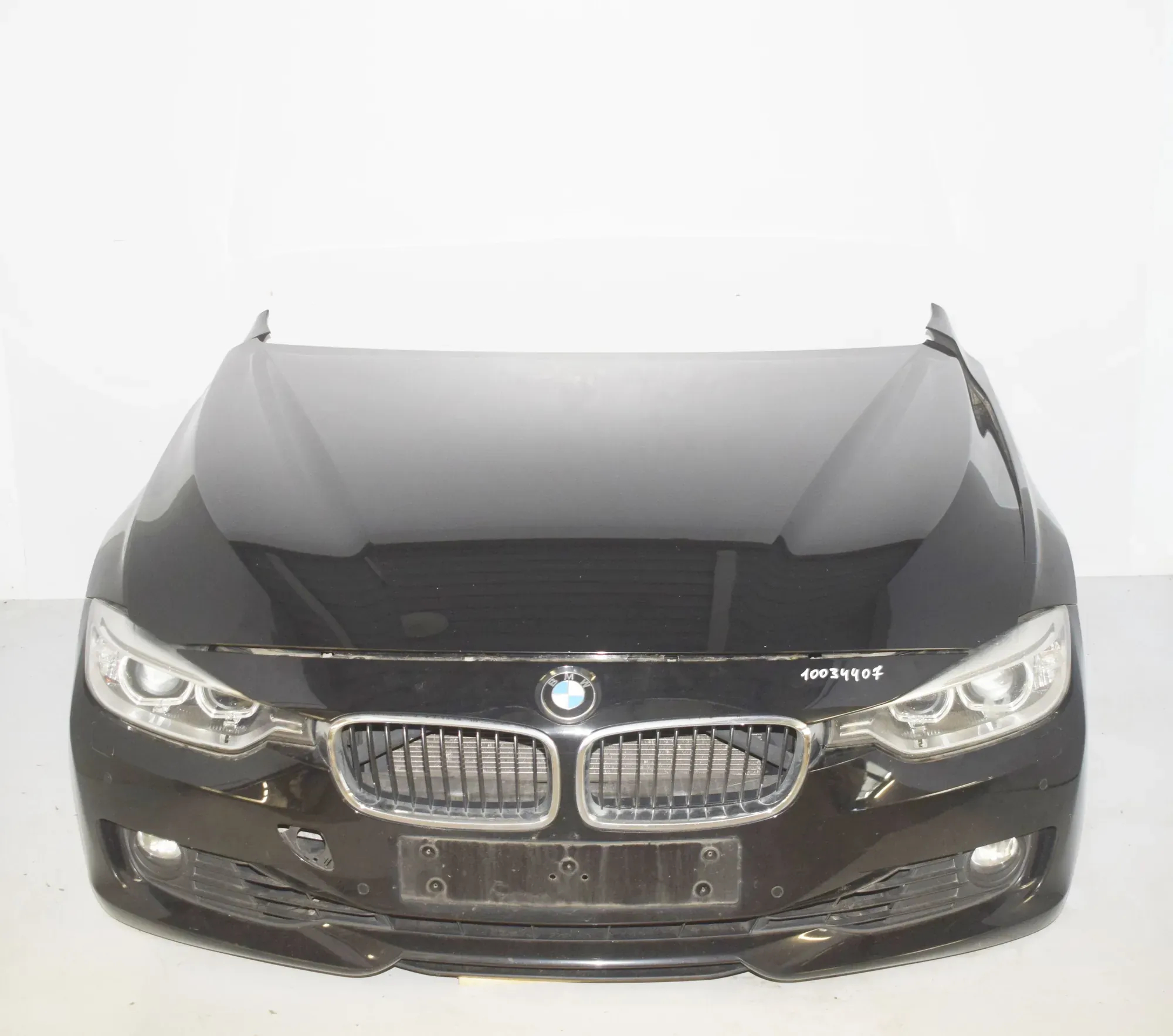 Front – OEM 8672104 · BMW 3 (F30, F80) 320 i 2012 – 14