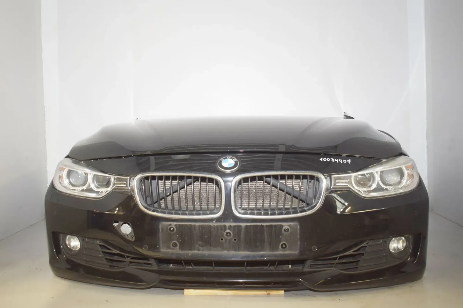 Front – OEM 8672104 · BMW 3 (F30, F80) 320 i 2012