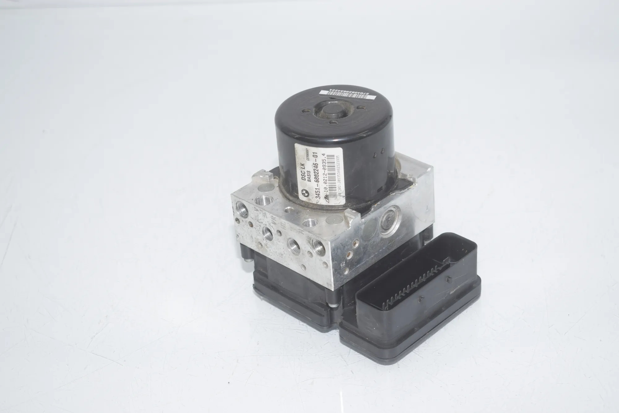 ABS Pump – OEM 6862246 · BMW 3 (F30, F80) 320 i 2012 – 2