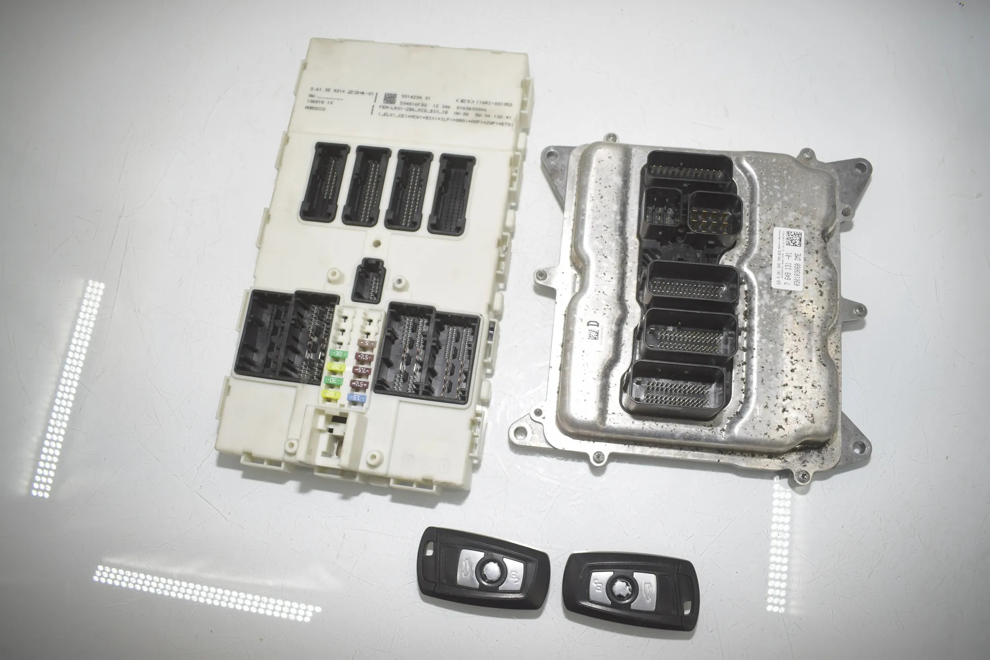 Engine Ignition ECU Set – OEM 9314234 · BMW 3 (F30, F80) 320 i 2012 – 2