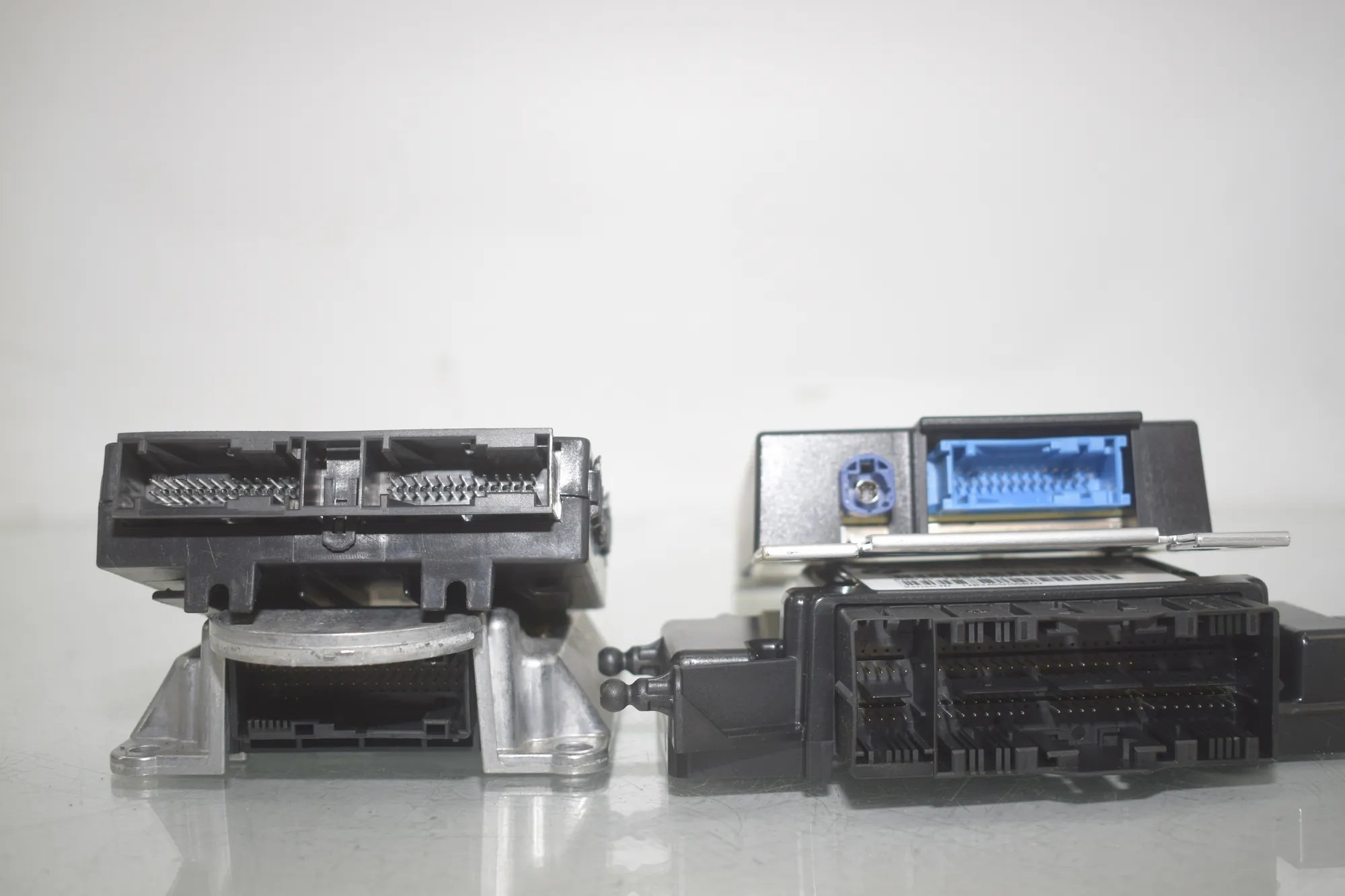 Other Control Units – OEM 9301309 · BMW 3 (F30, F80) 320 i 2012 – 4