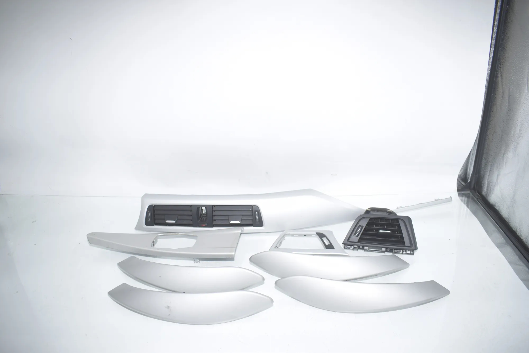 Interior Trim Strips Kit – OEM 9253217 · BMW 3 (F30, F80) 320 i 2012
