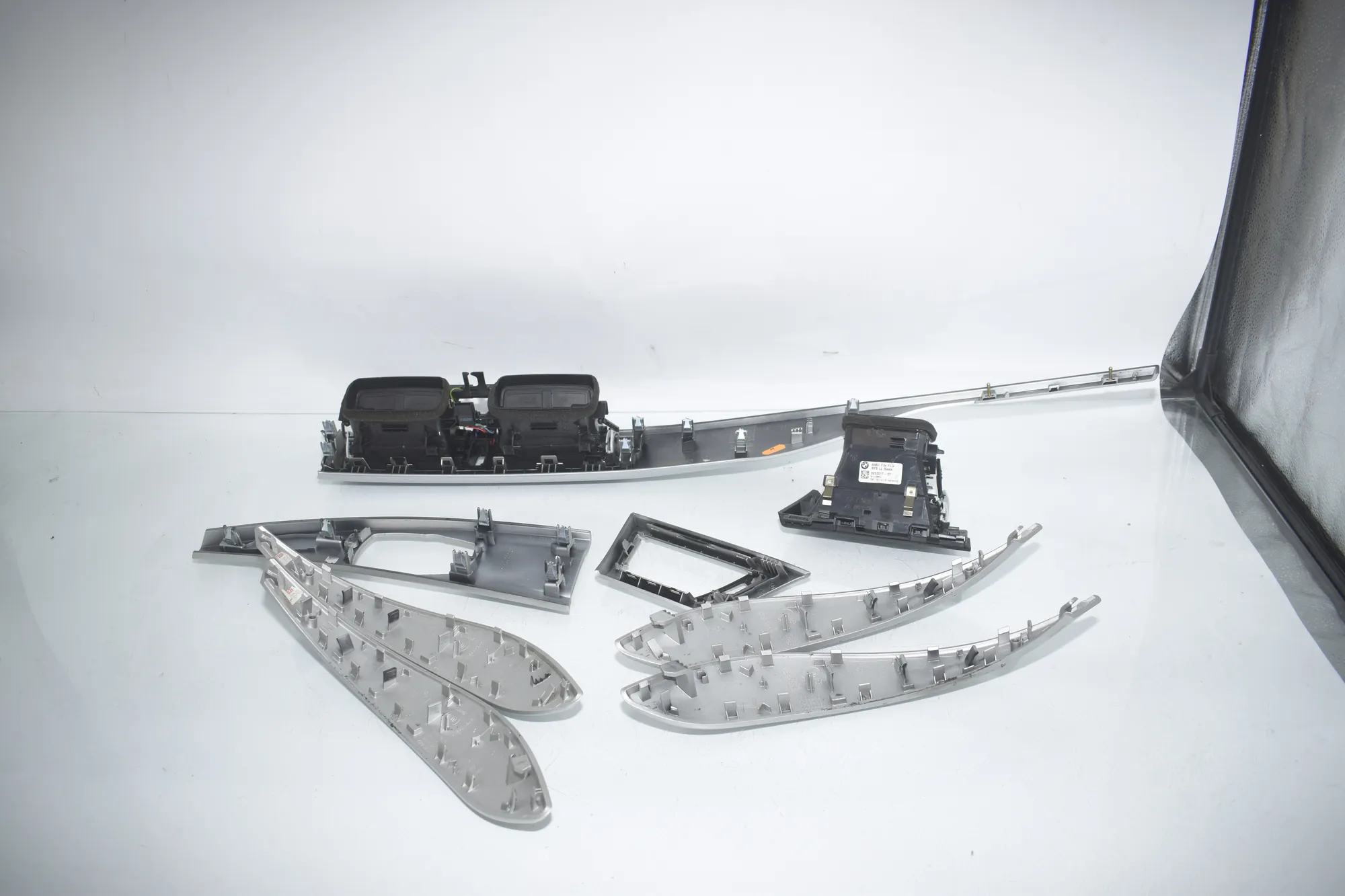 Interior Trim Strips Kit – OEM 9253217 · BMW 3 (F30, F80) 320 i 2012 – 5