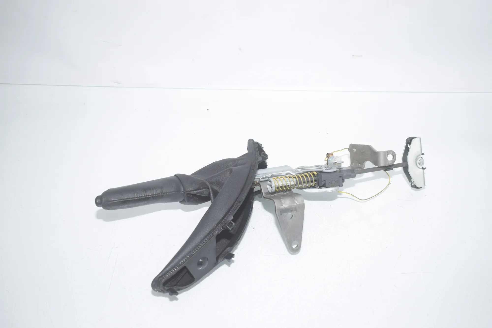 Parking Brake Mechanism – OEM 6876774 · BMW 3 (F30, F80) 320 i 2012
