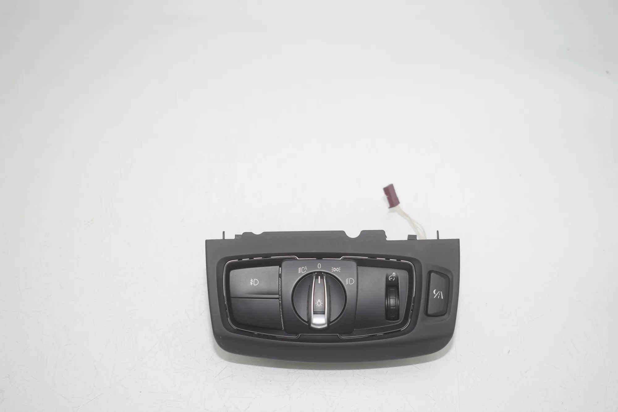 Headlight Switch Control Unit – OEM 9865811 · BMW X5 (F15, F85) M 2018