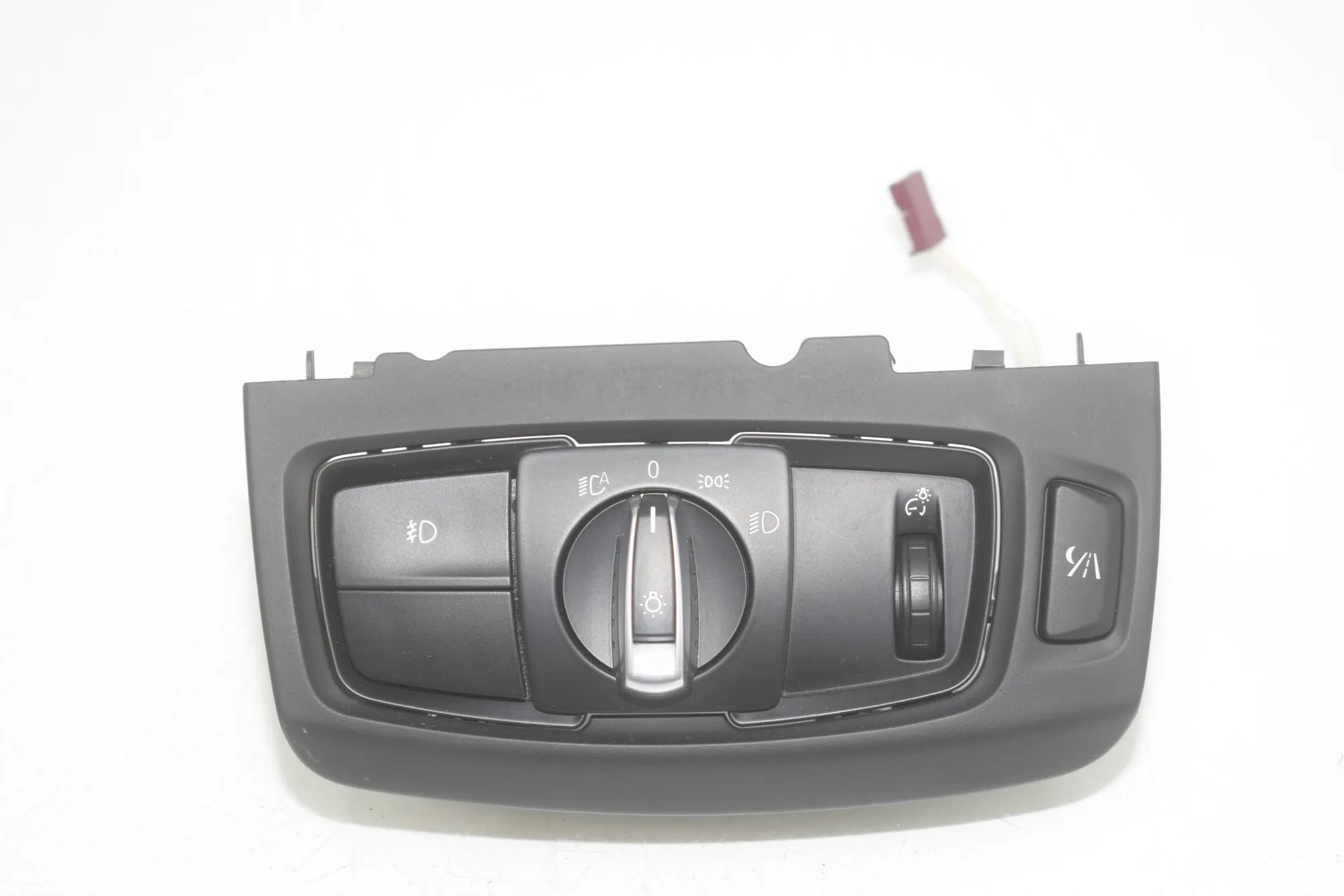 Headlight Switch Control Unit – OEM 9865811 · BMW X5 (F15, F85) M 2018 – 3