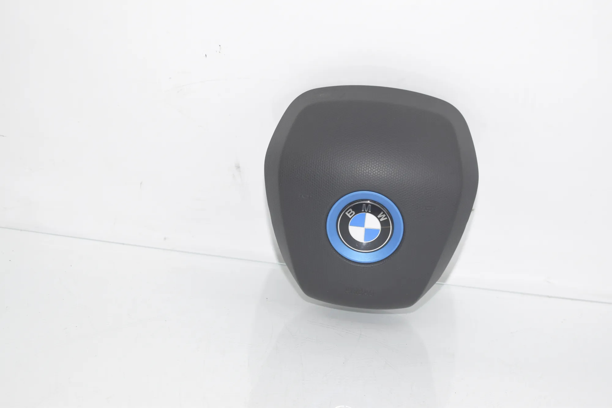 Steering Wheel Safety Bag SRS – OEM 6867727 · BMW i3 (I01) BMW i3 (I01) Hybrid 2014 – 4