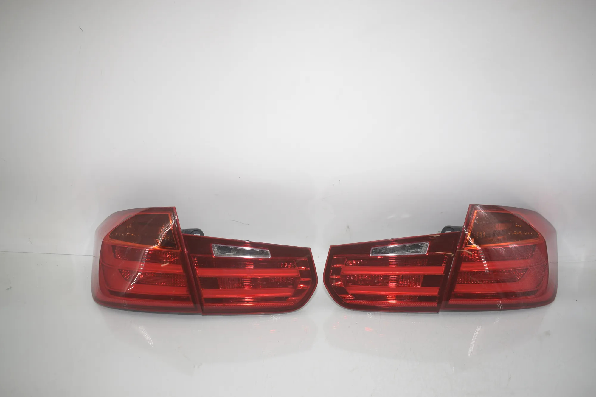 Rear Tail Light Set – OEM 7259894 · BMW 3 (F30, F80) BMW 3 (F30, F80) 320 i 2012 – 2