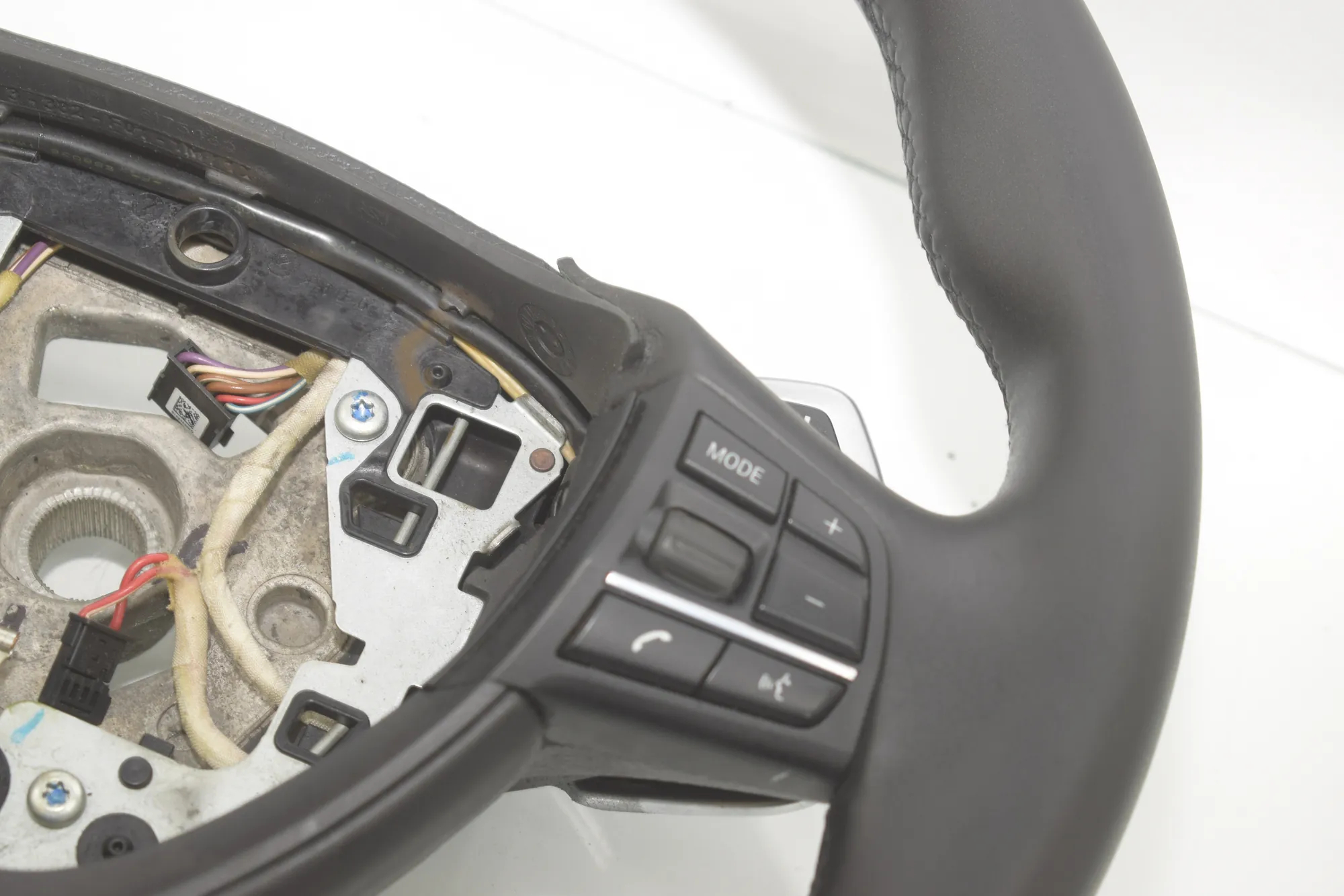 Steering Wheel – OEM 7844105 · BMW 5 Touring (F11) 530 d xDrive 2011 – 5