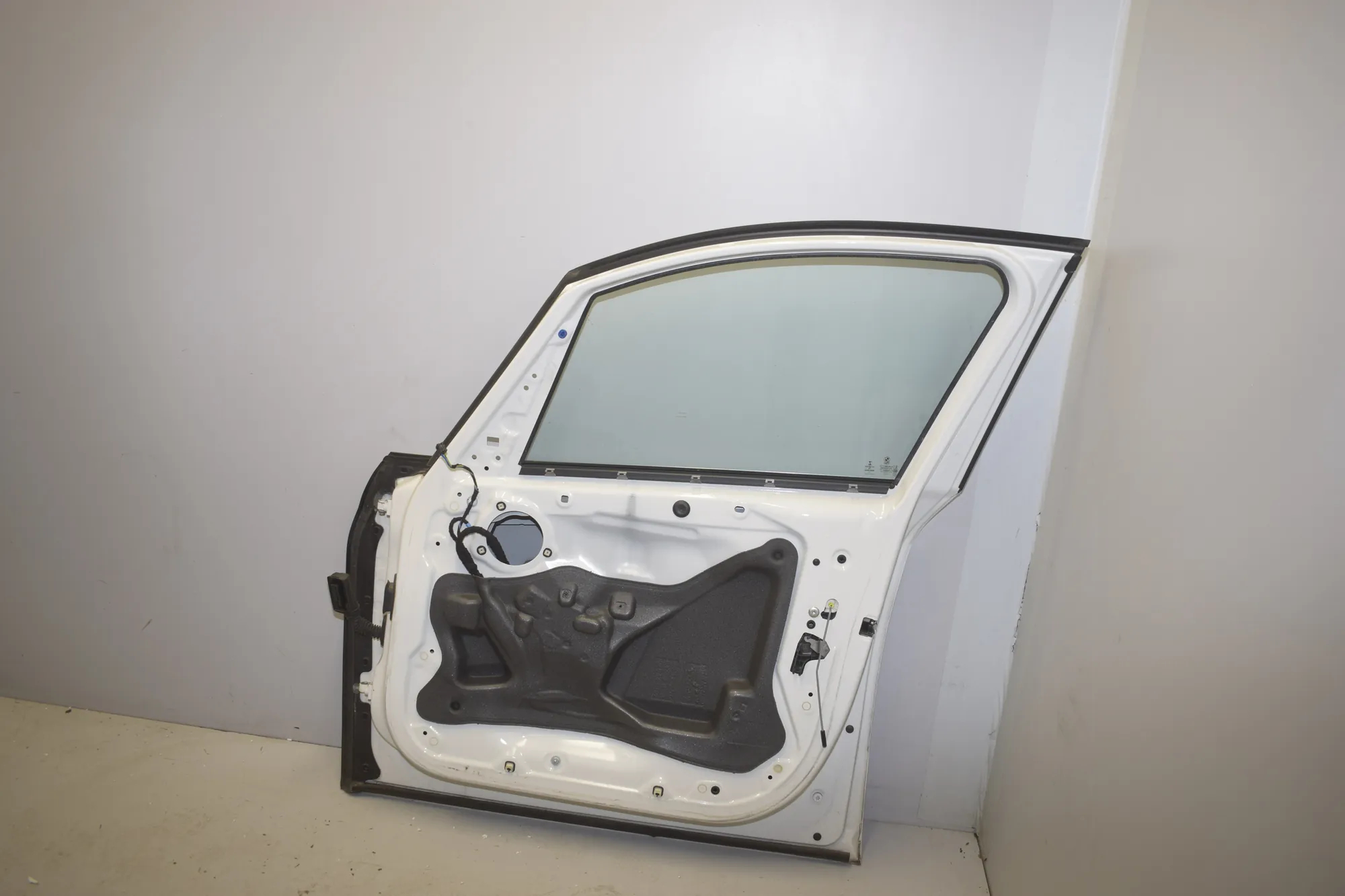 Front Right Door · BMW BMW 2 Active Tourer (F45) 225 xe 2019 – 3