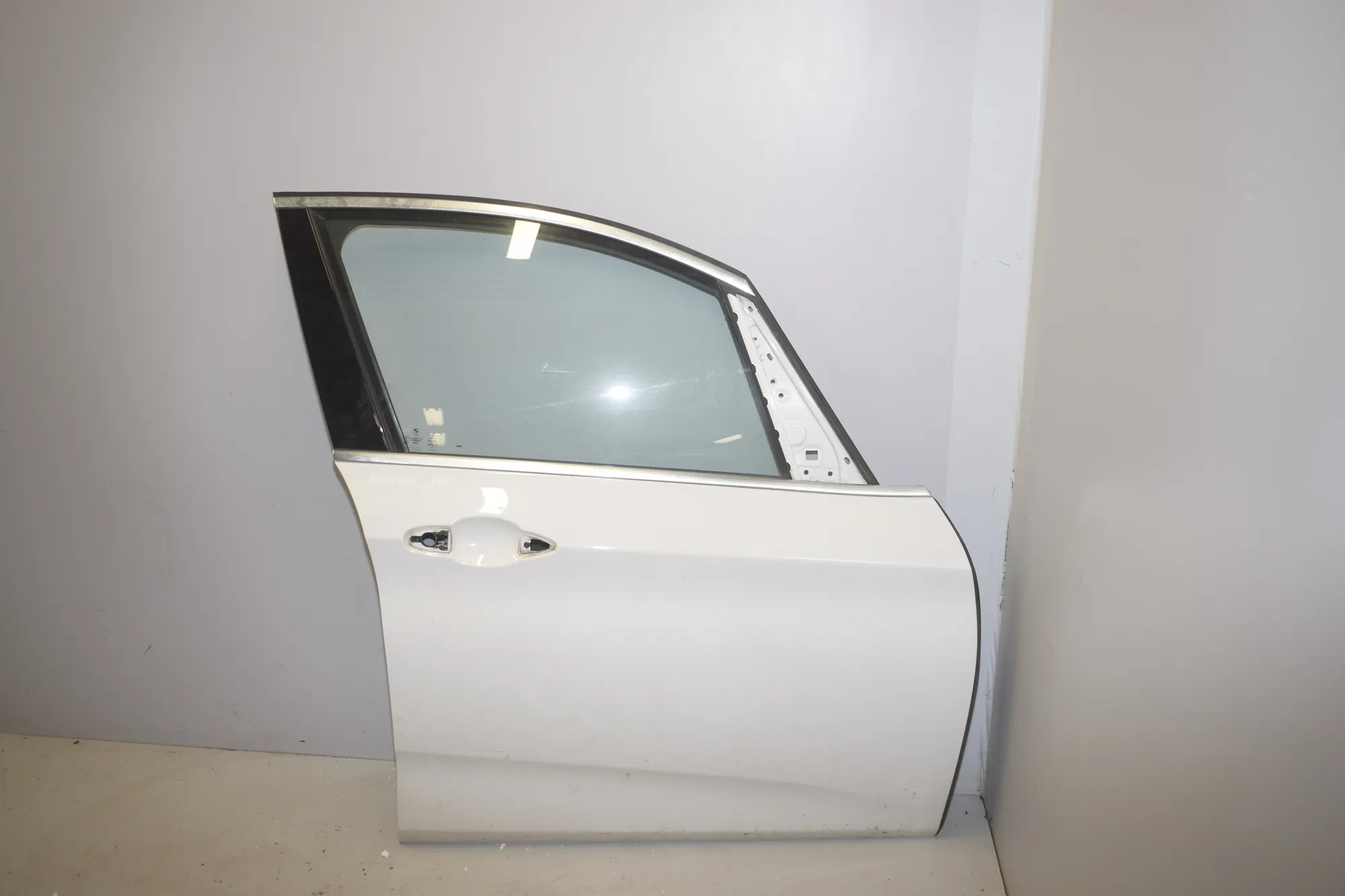 Front Right Door · BMW BMW 2 Active Tourer (F45) 225 xe 2019 – 2