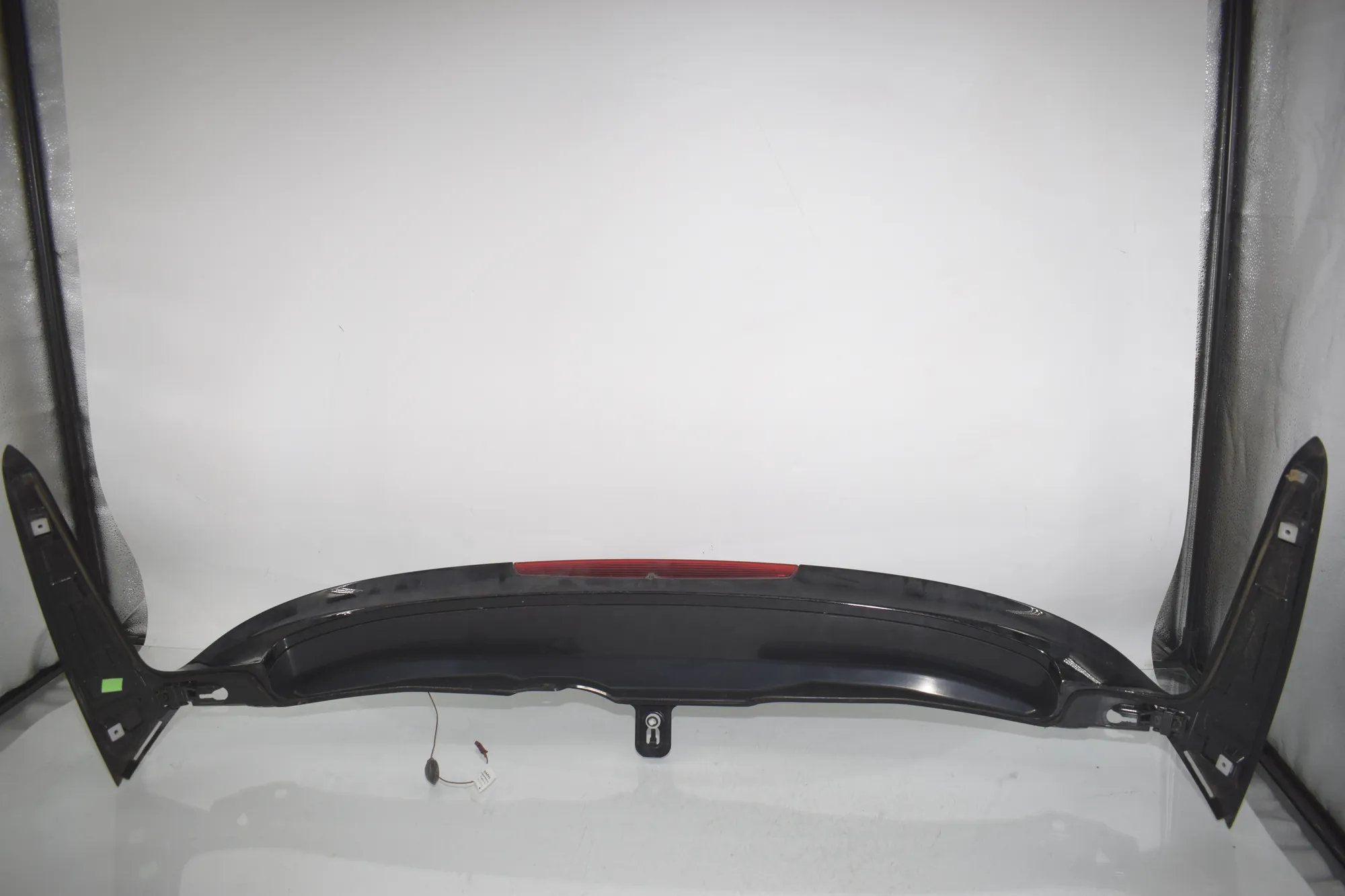 Rear Windshield Spoiler – OEM 7348578 · BMW BMW 2 Active Tourer (F45) 225 xe 2019 – 4