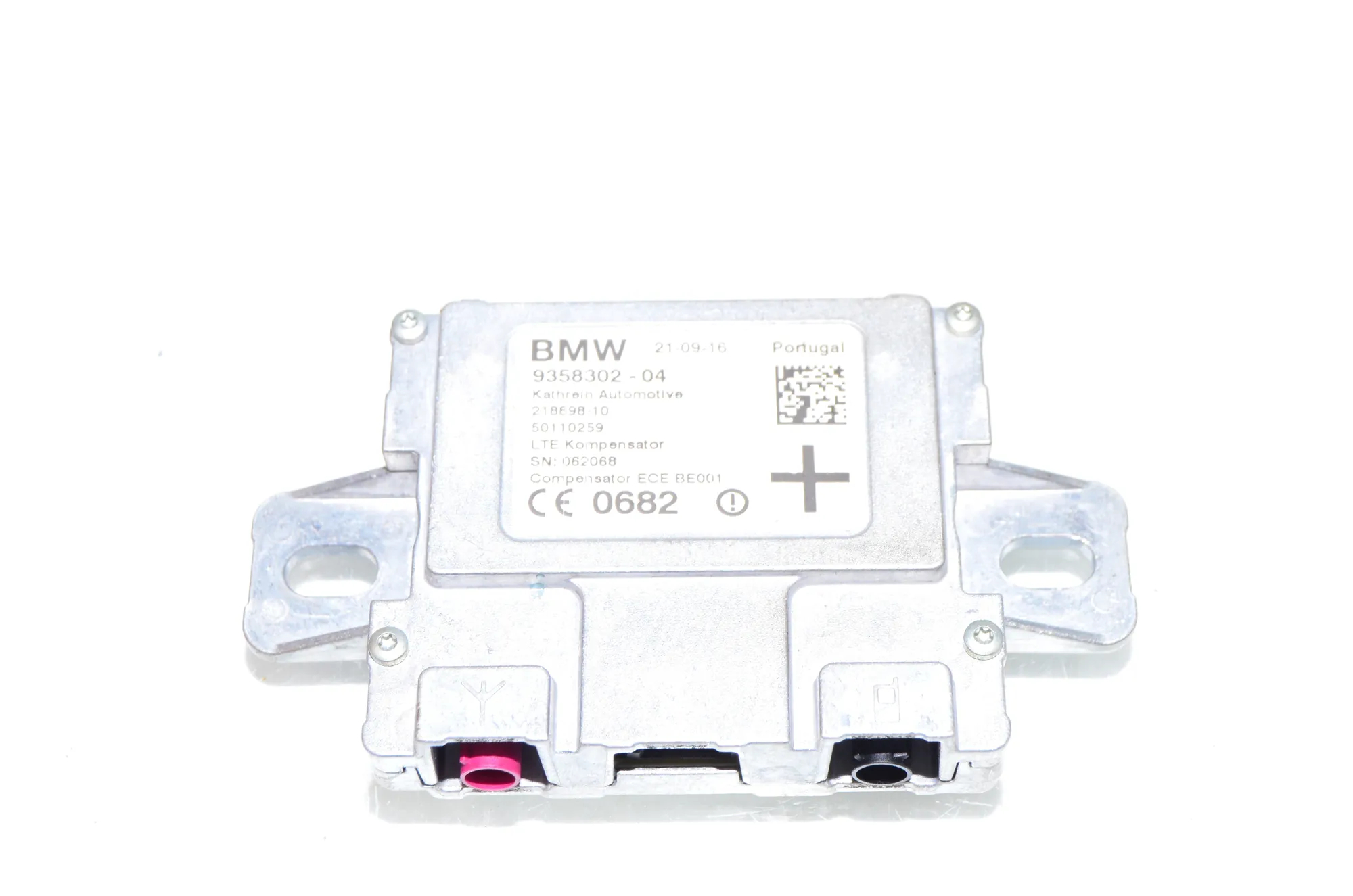 Antenna Amplifier – OEM 9358302 · BMW 7 (G11, G12) 750 d, Ld xDrive 2016