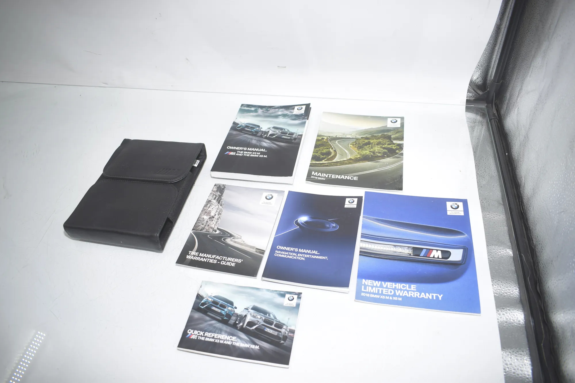 Manual Service Book – OEM 01402662661 · BMW X5 (F15, F85) M 2018