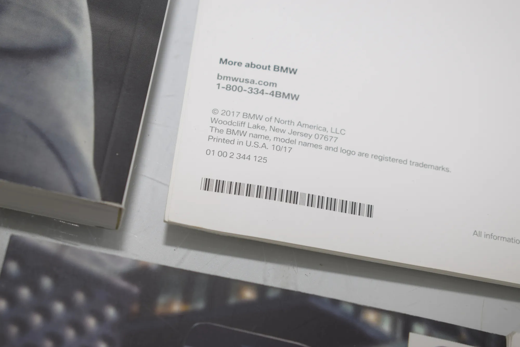 Manual Service Book – OEM 01402662661 · BMW X5 (F15, F85) M 2018 – 9