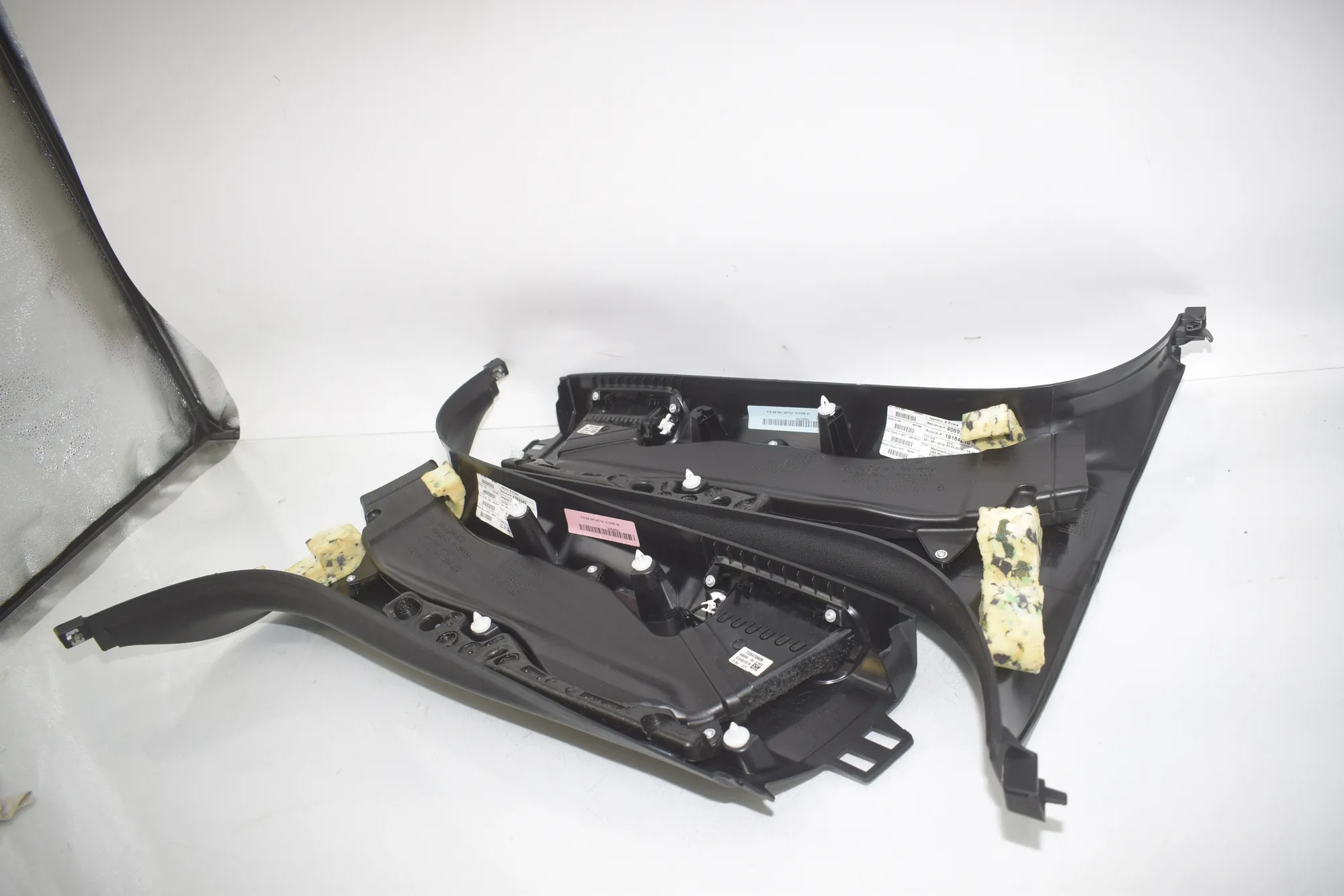 Right Side B Pillar Trim – OEM 7284706 · BMW X5 (F15, F85) M 2018 – 4