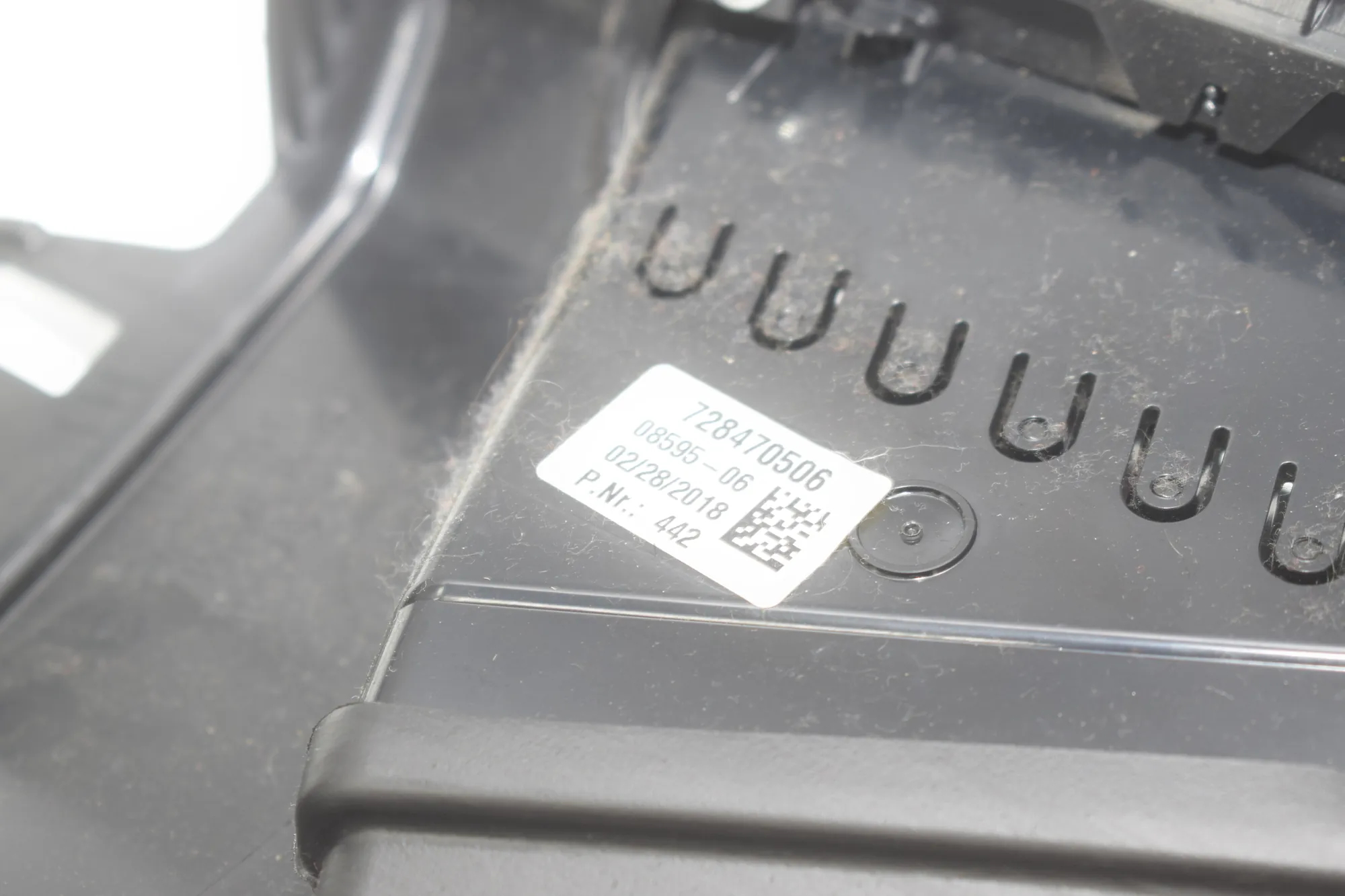 Right Side B Pillar Trim – OEM 7284706 · BMW X5 (F15, F85) M 2018 – 6