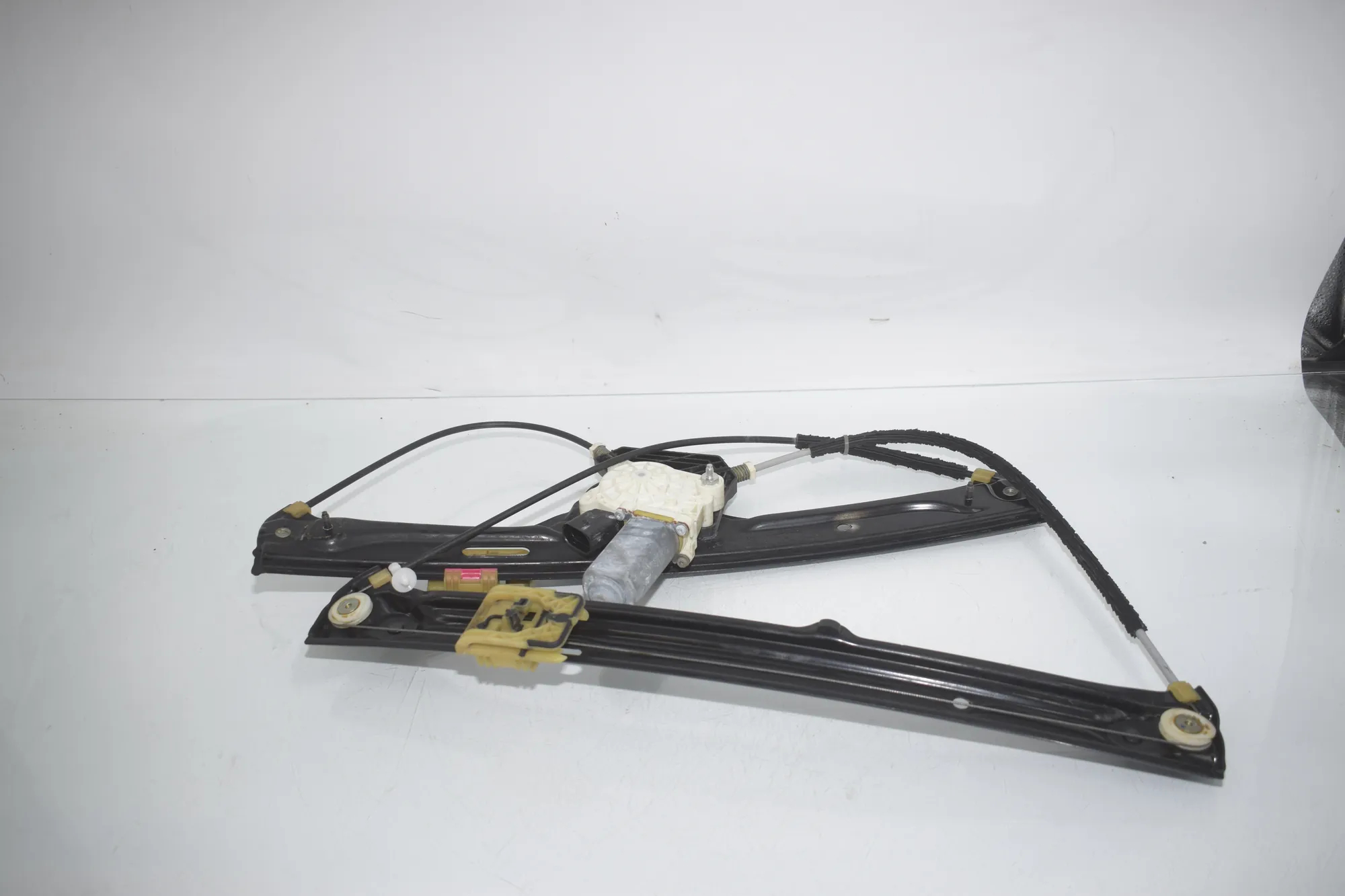 Front Left Door Window Regulator – OEM 7286483 · BMW X5 (F15, F85) M 2018 – 5