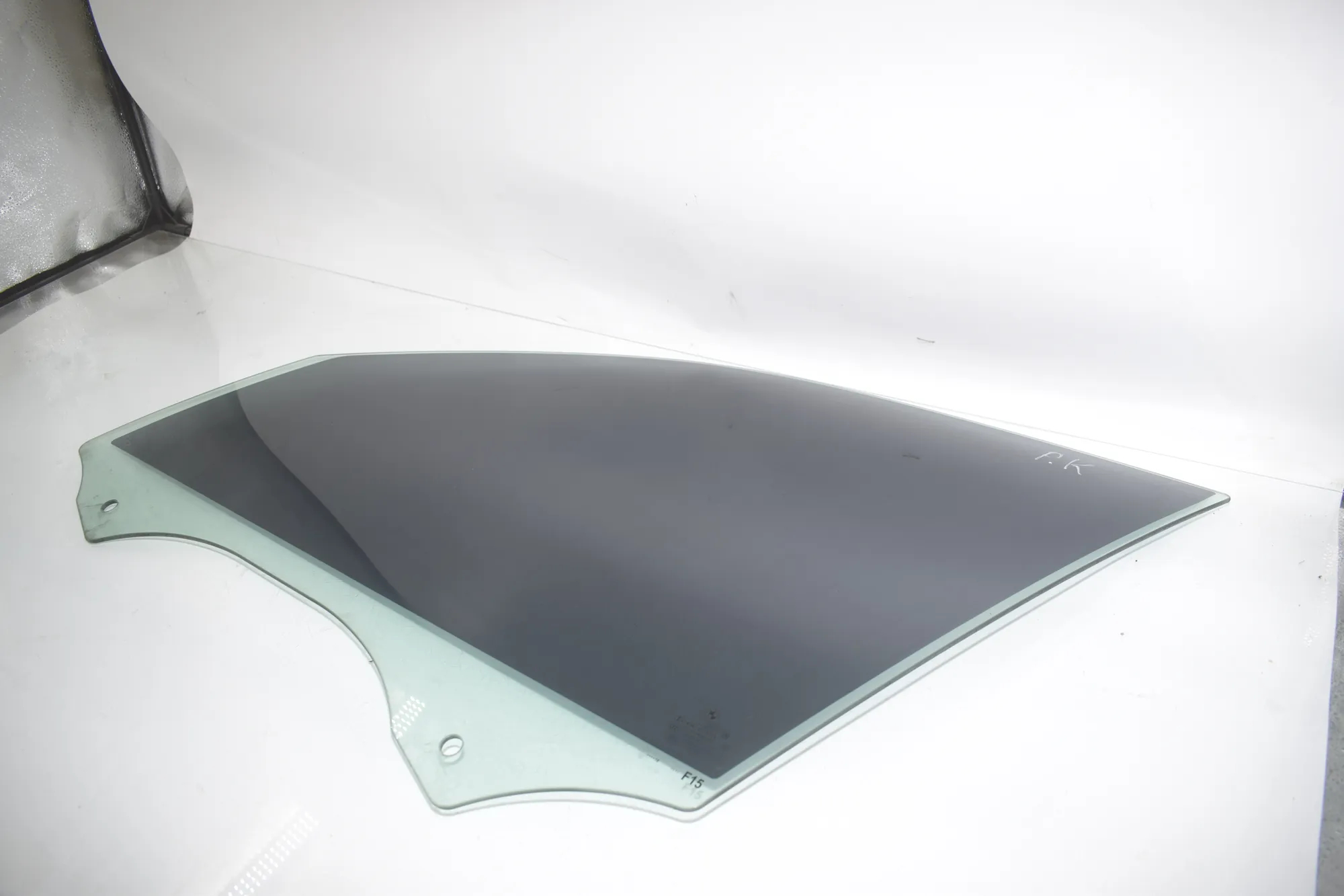 Front Left Door Window – OEM 7470631 · BMW X5 (F15, F85) M 2018 – 2