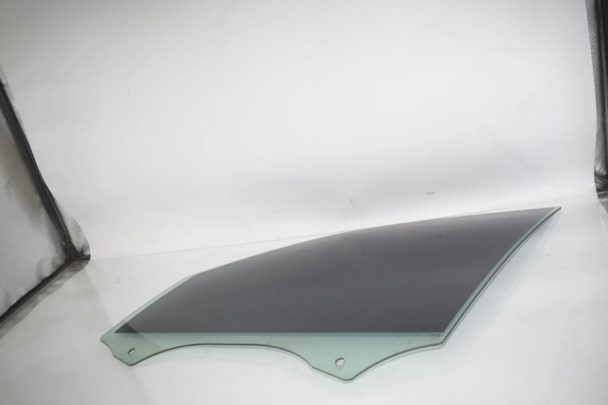Front Left Door Window – OEM 7470631 · BMW X5 (F15, F85) M 2018 – 3