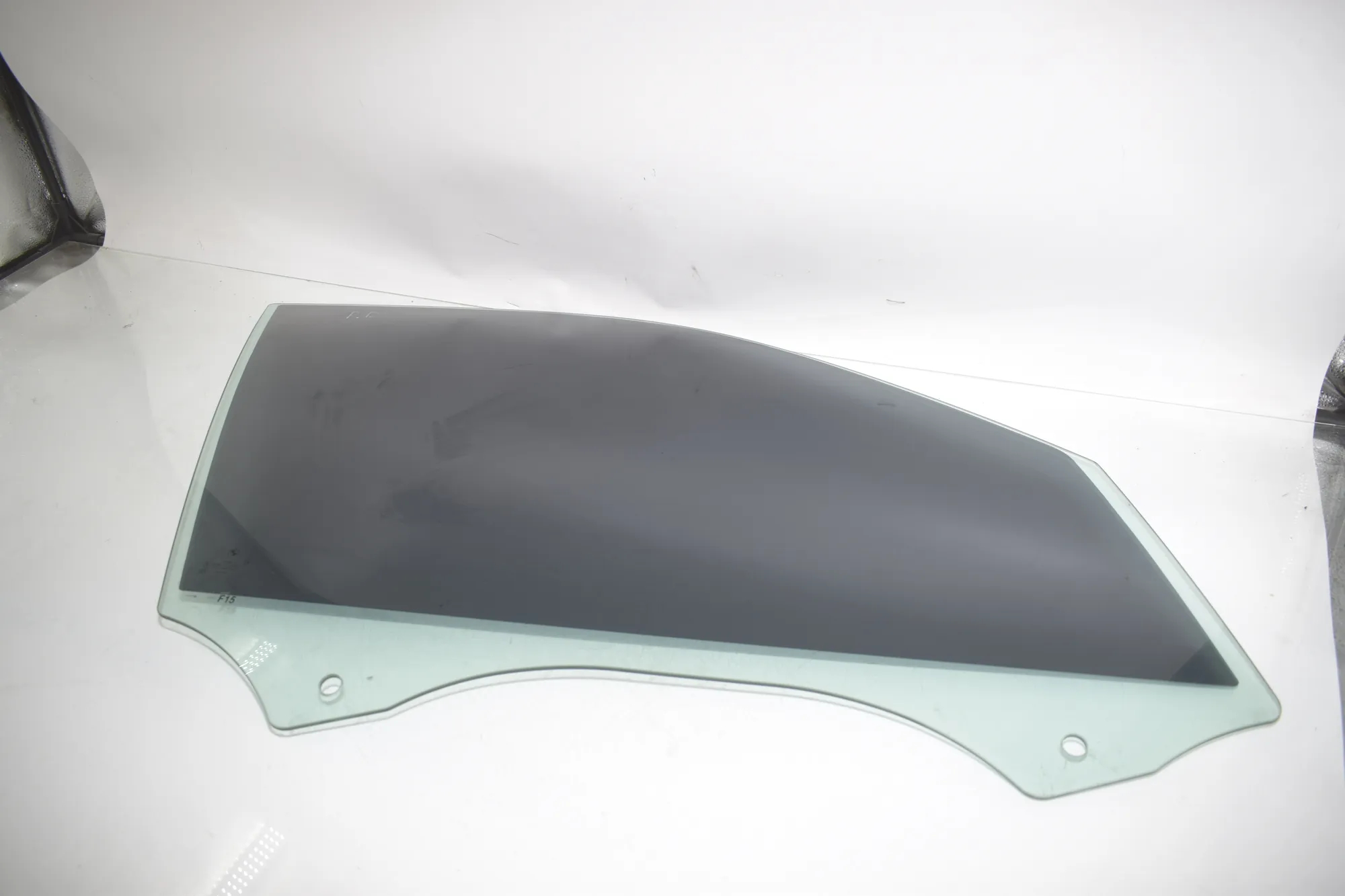 Front Right Door Window – OEM 7470632 · BMW X5 (F15, F85) M 2018 – 2