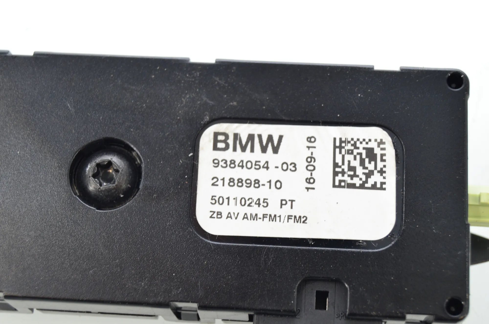 Antenna – OEM 9384054 · BMW 7 (G11, G12) 750 d, Ld xDrive 2016 – 7